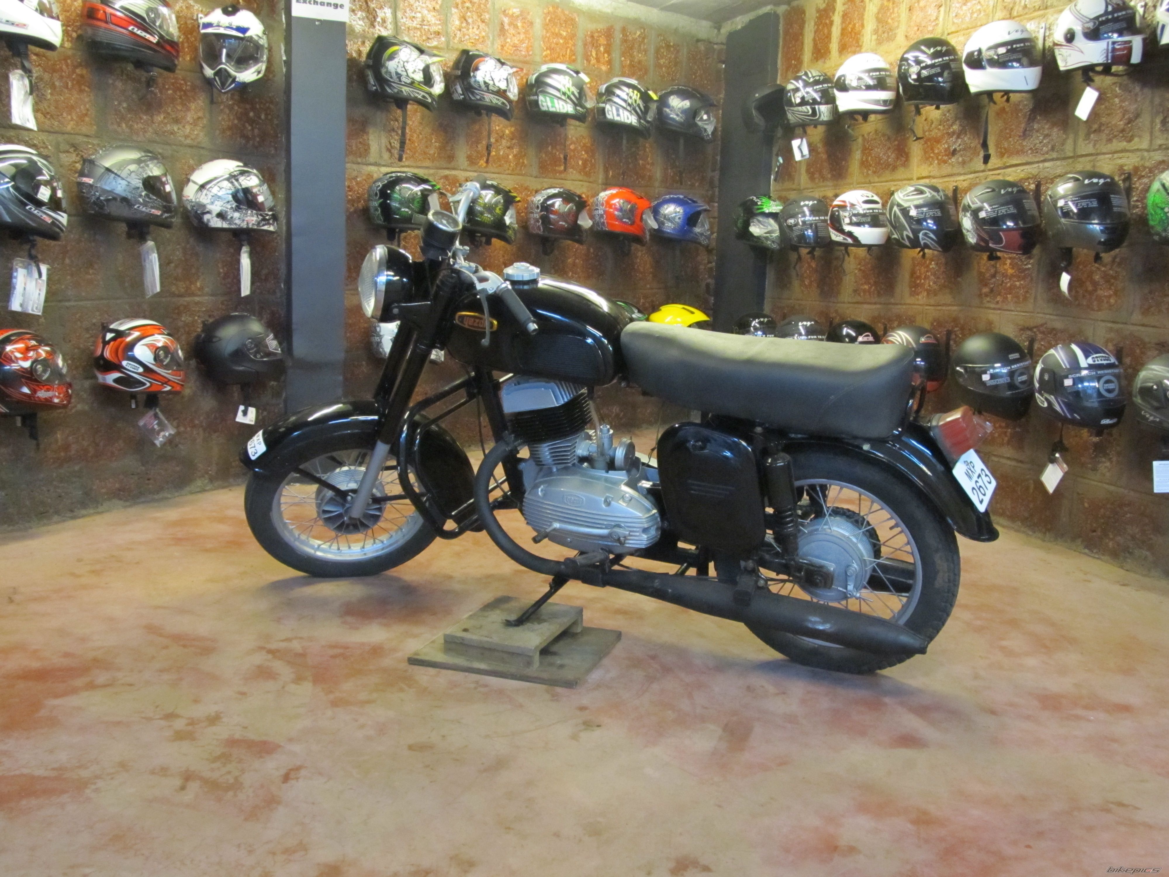 Photo 2432549