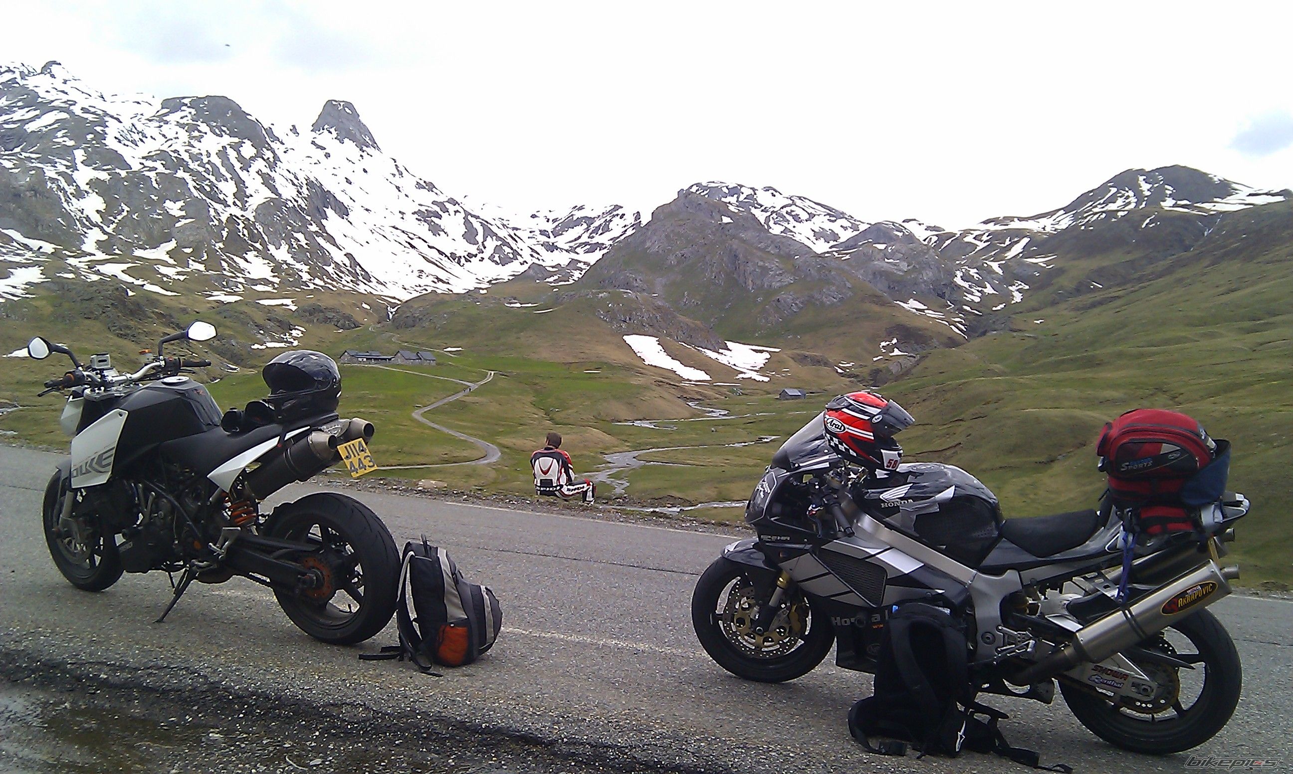 Photo 2432572