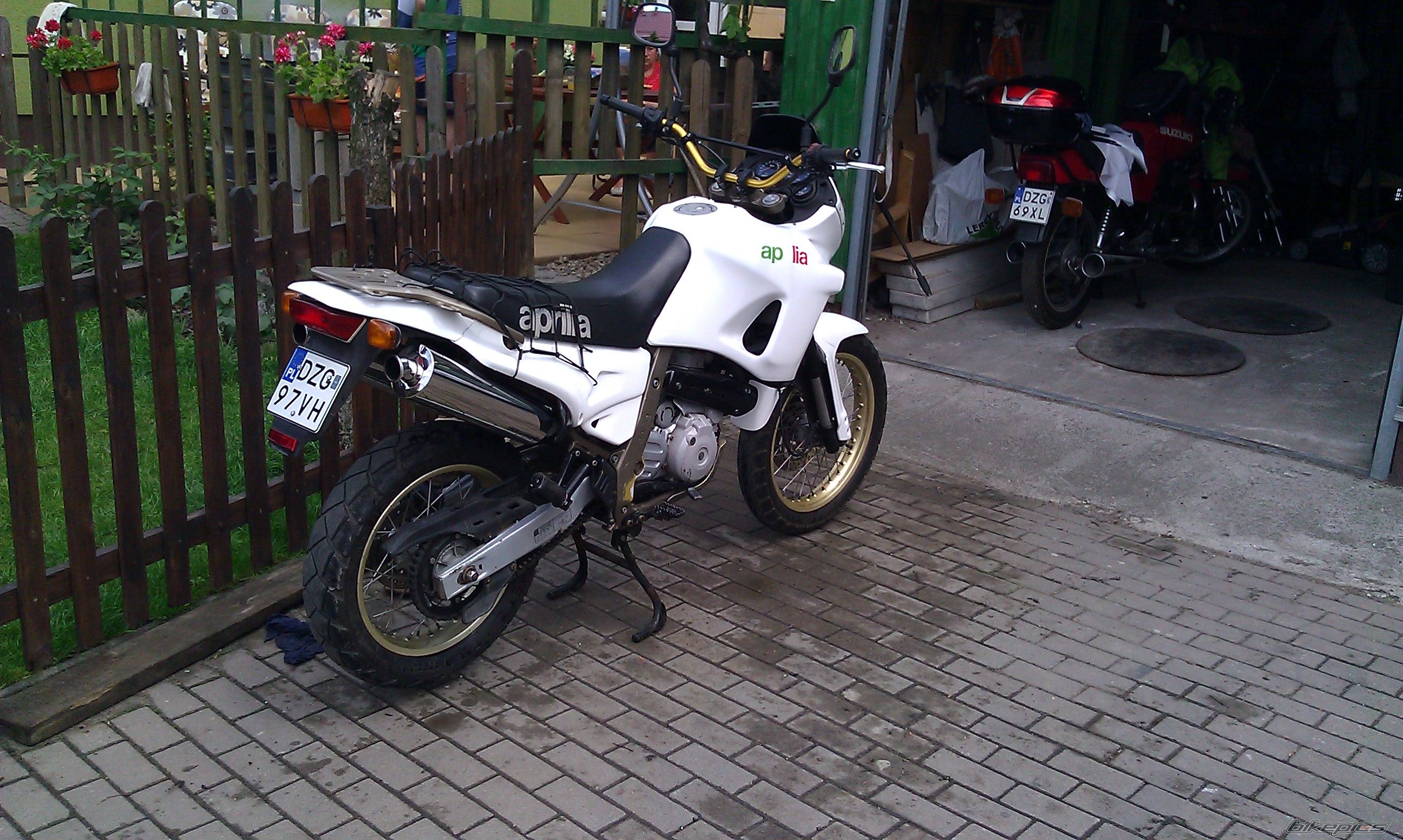 Photo 2432584