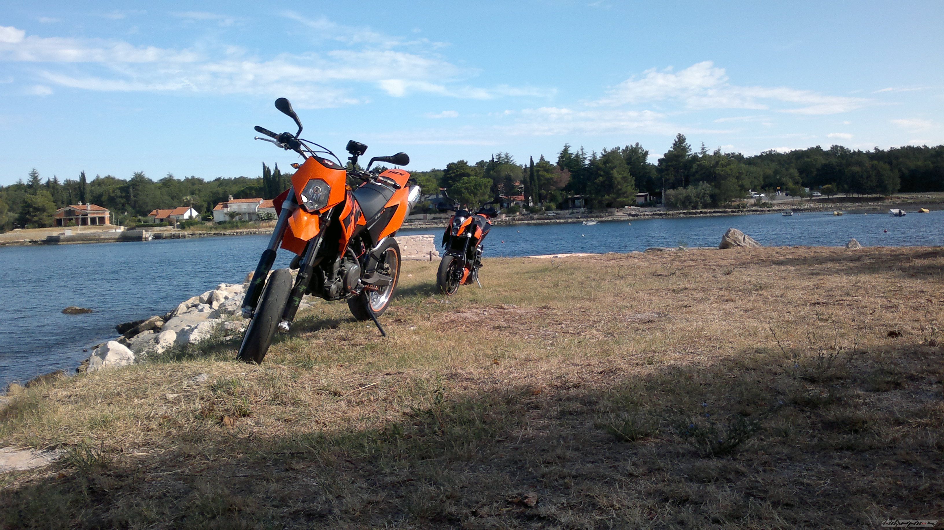 Photo 2432648