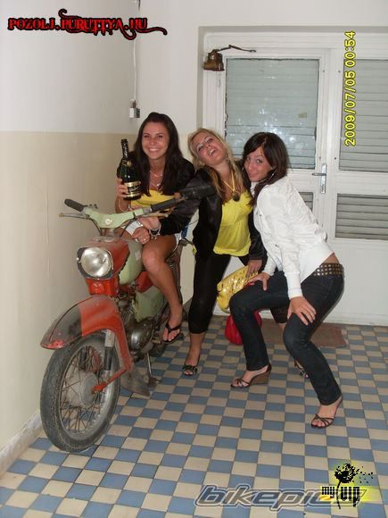 Photo 2432760