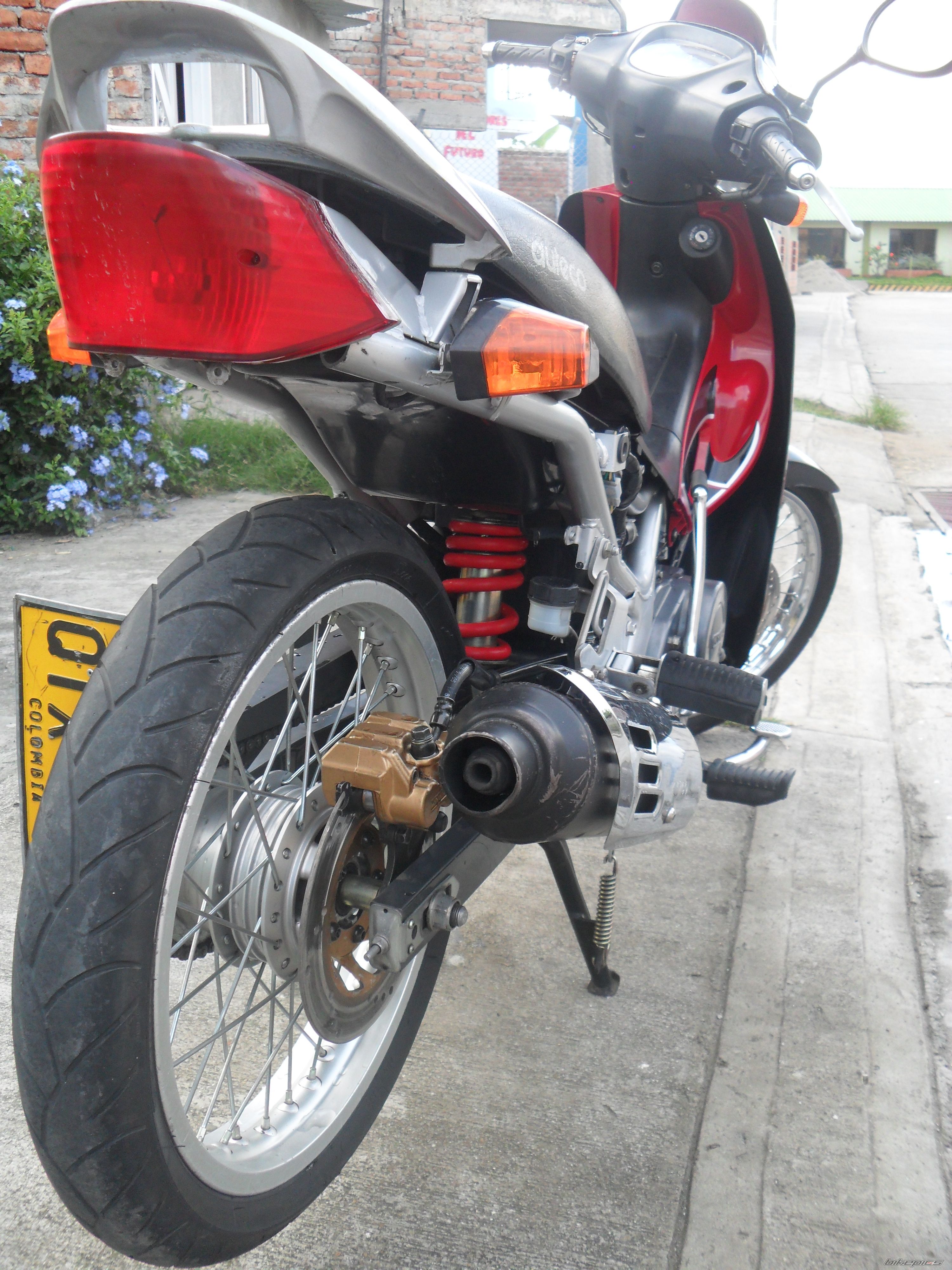 Photo 2432776