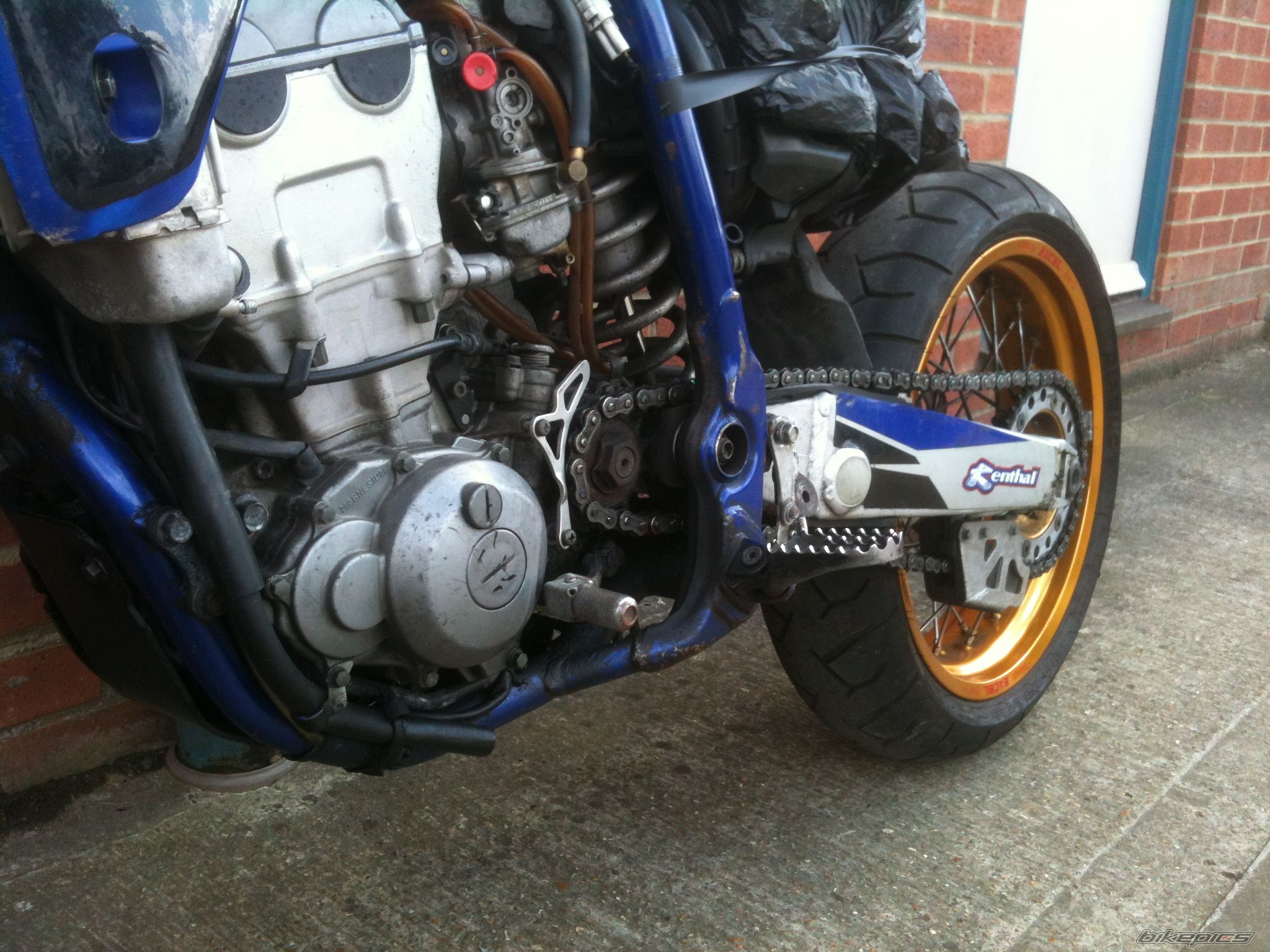Photo 2432807