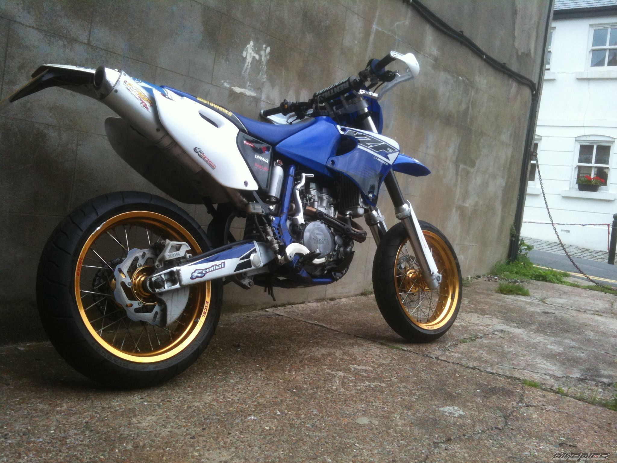 Photo 2432834