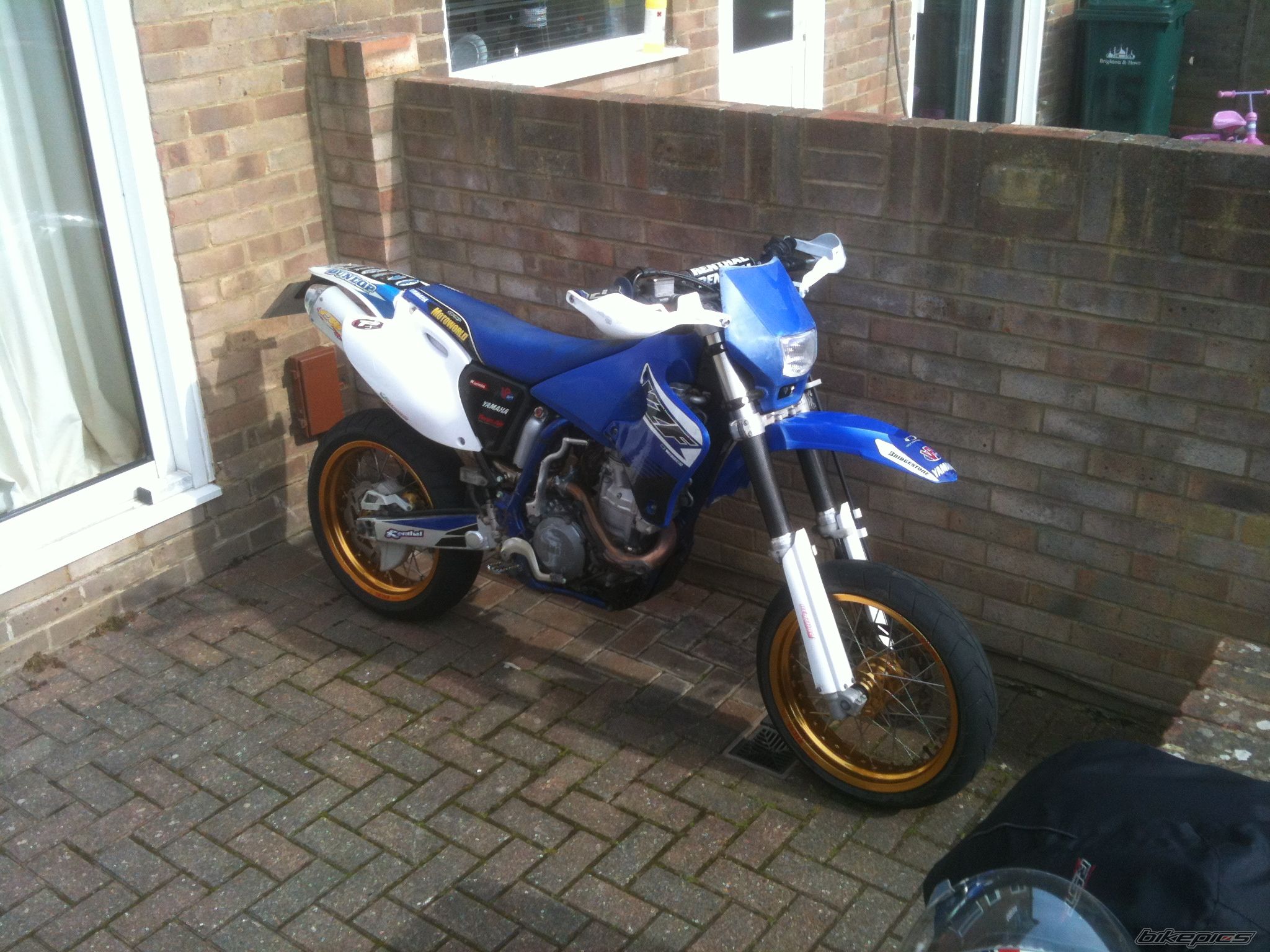 Photo 2432843