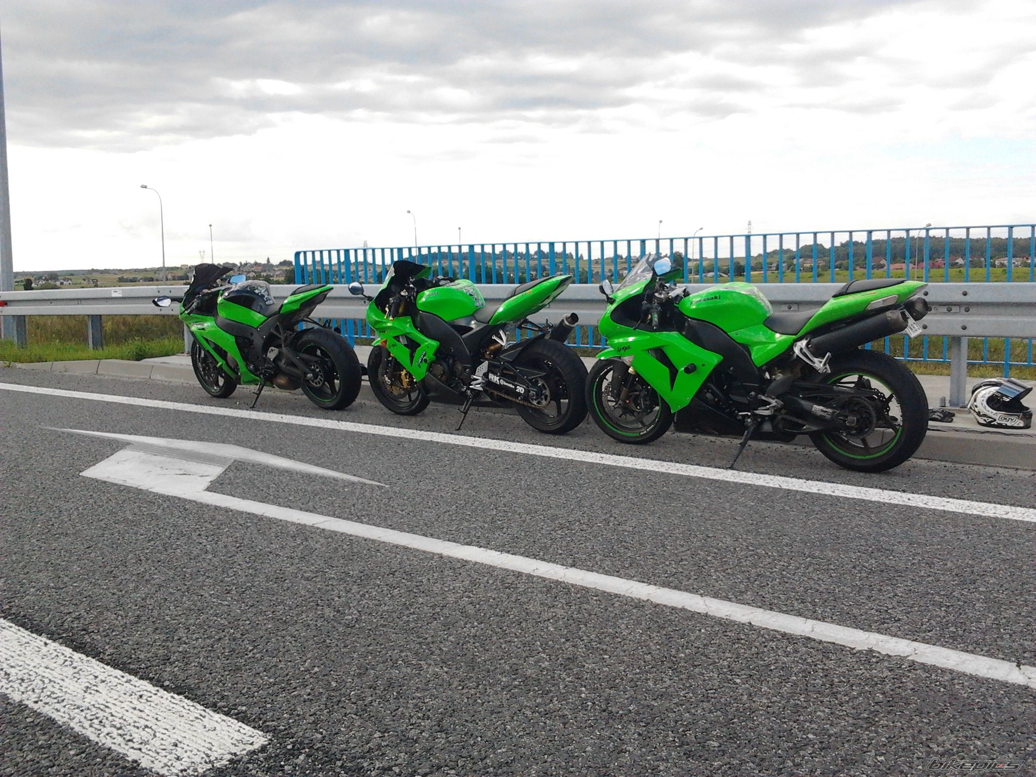 Photo 2432860