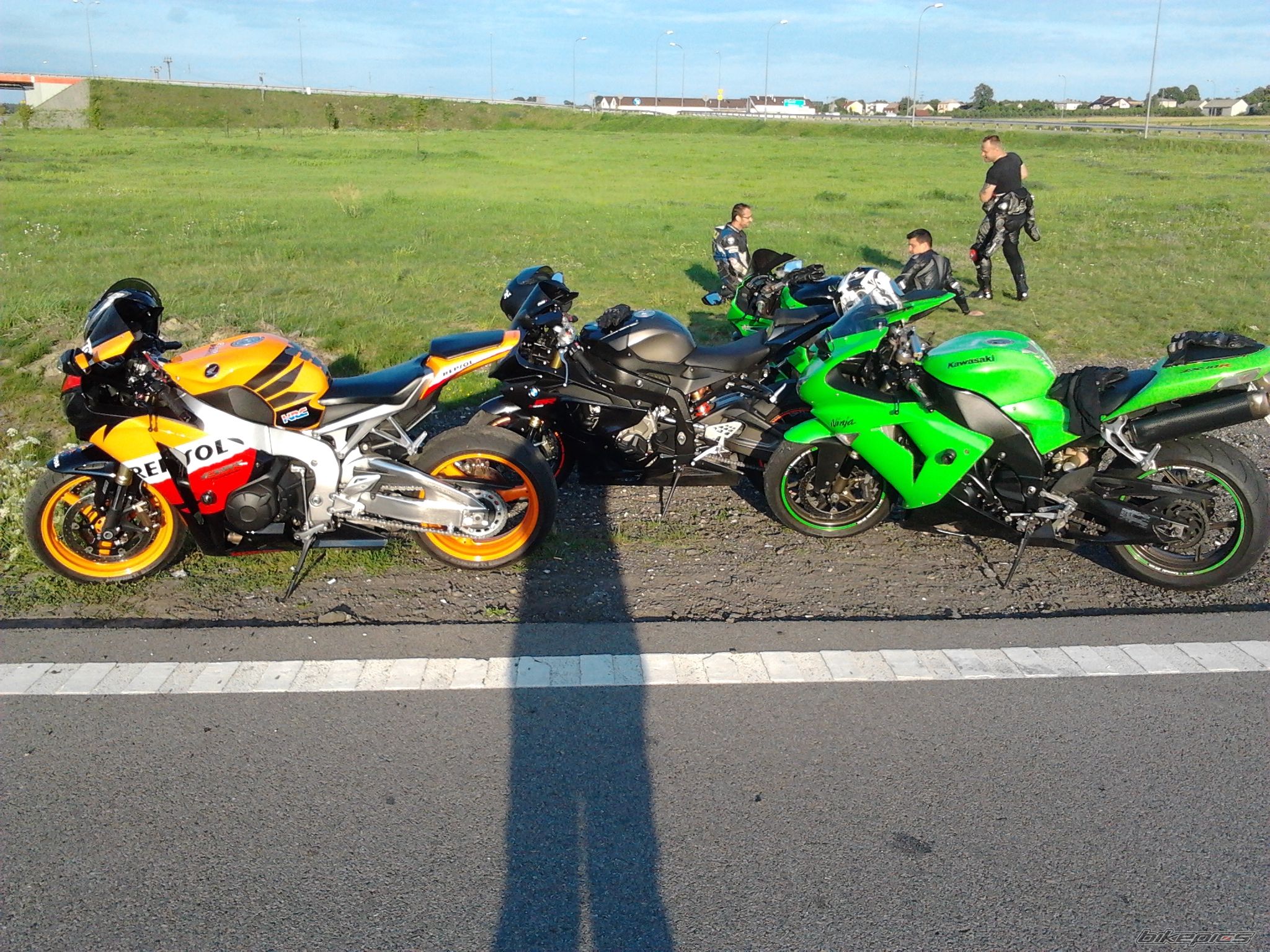 Photo 2432863