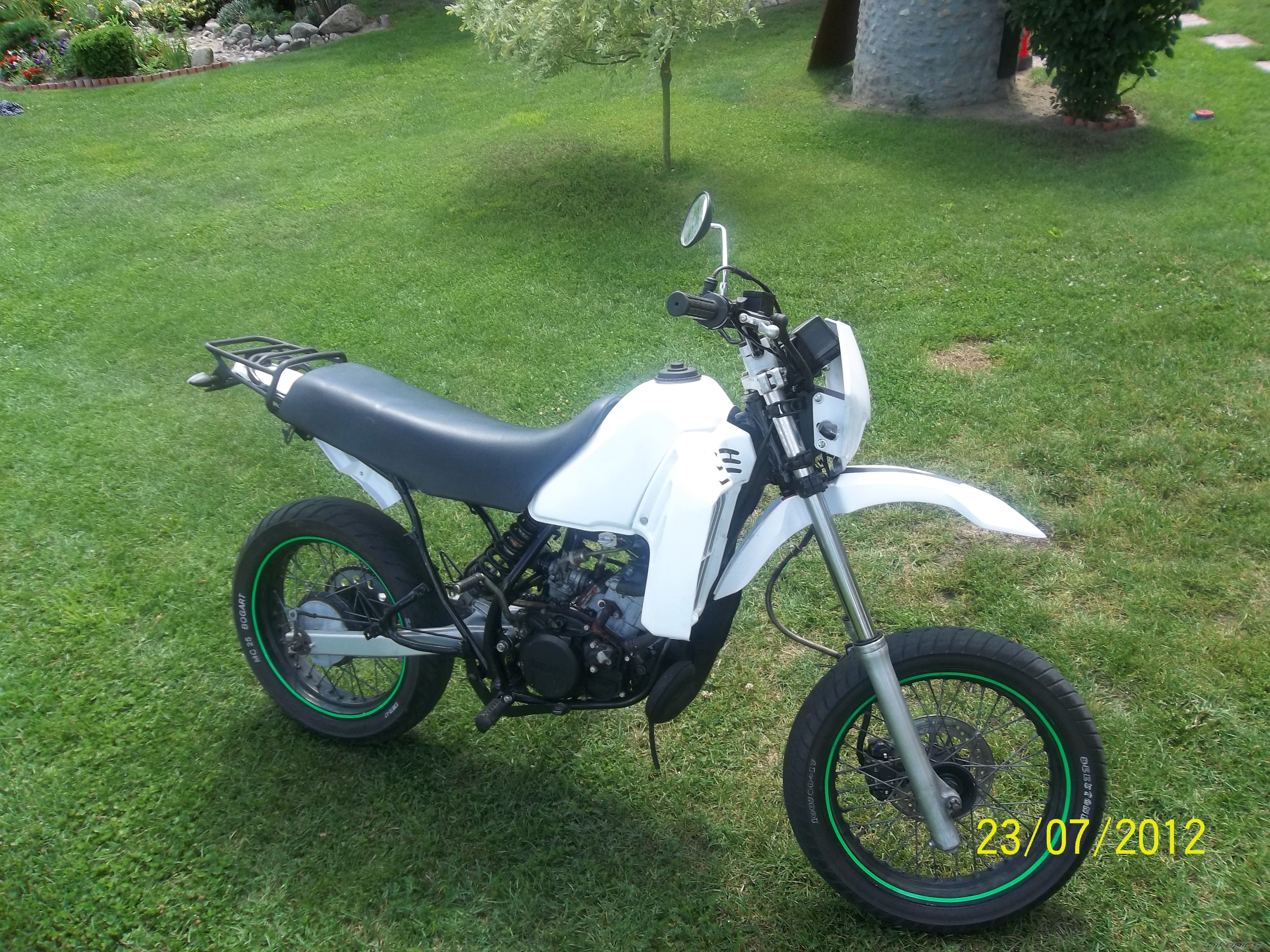 Photo 2432877
