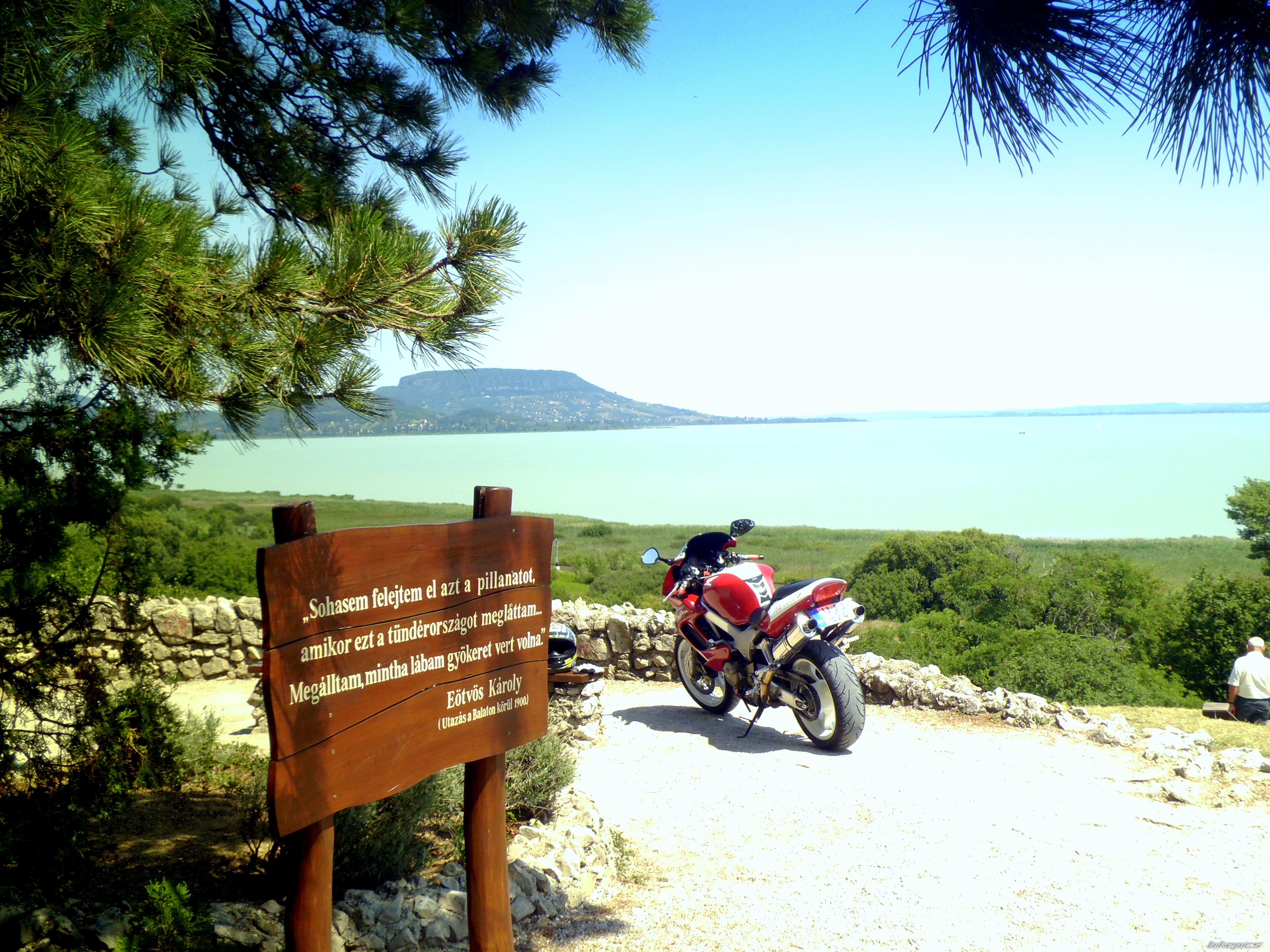 Photo 2432906