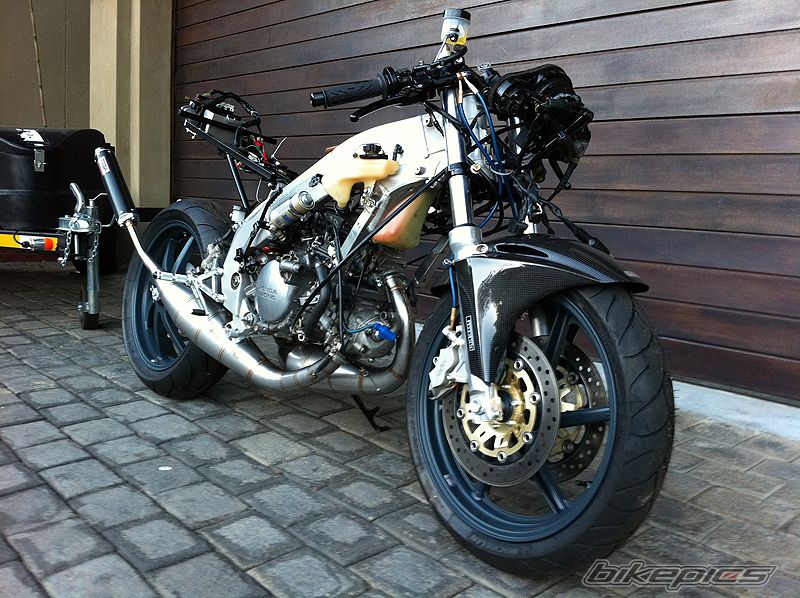 Photo 2433377