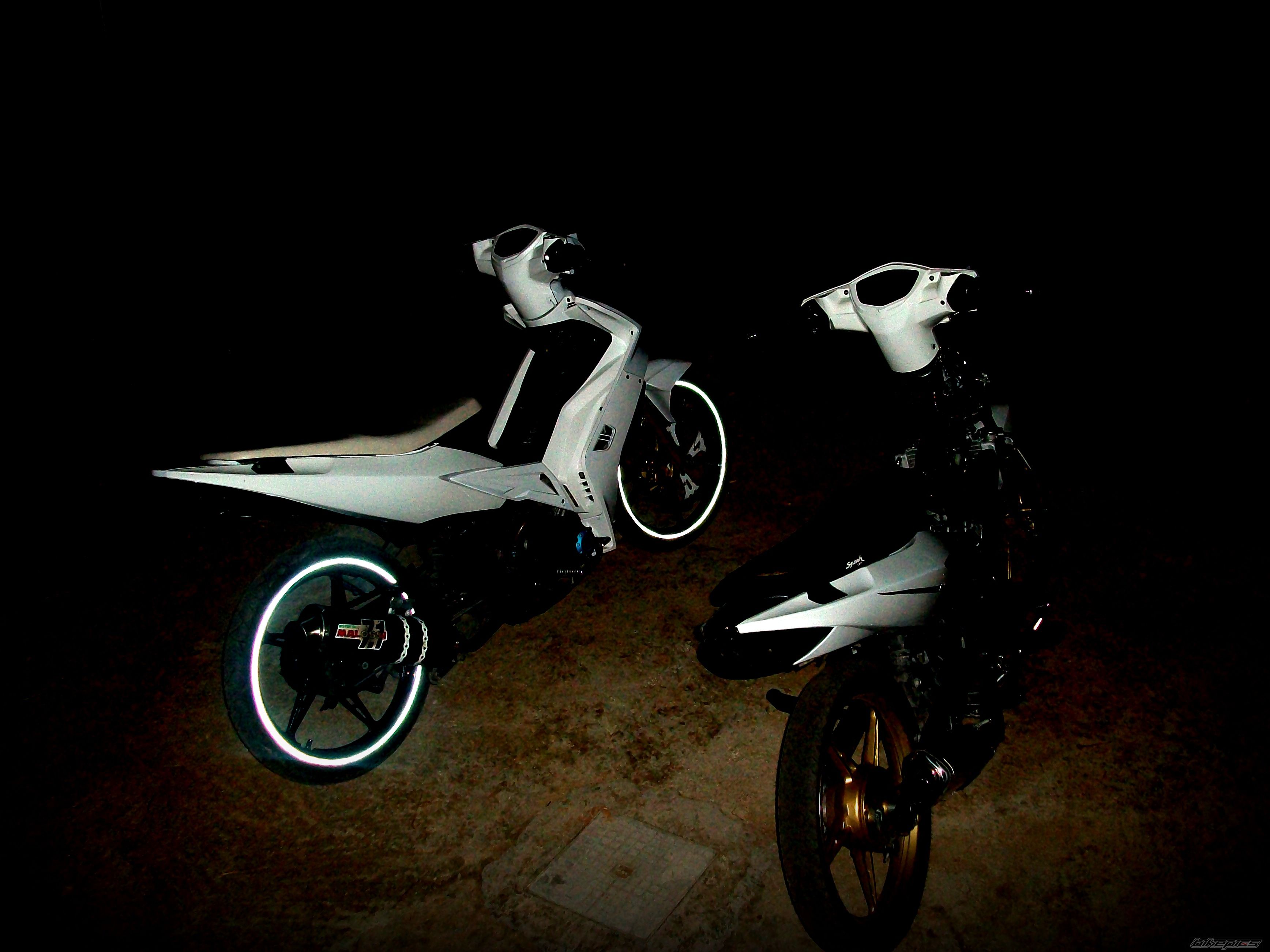 Photo 2433515