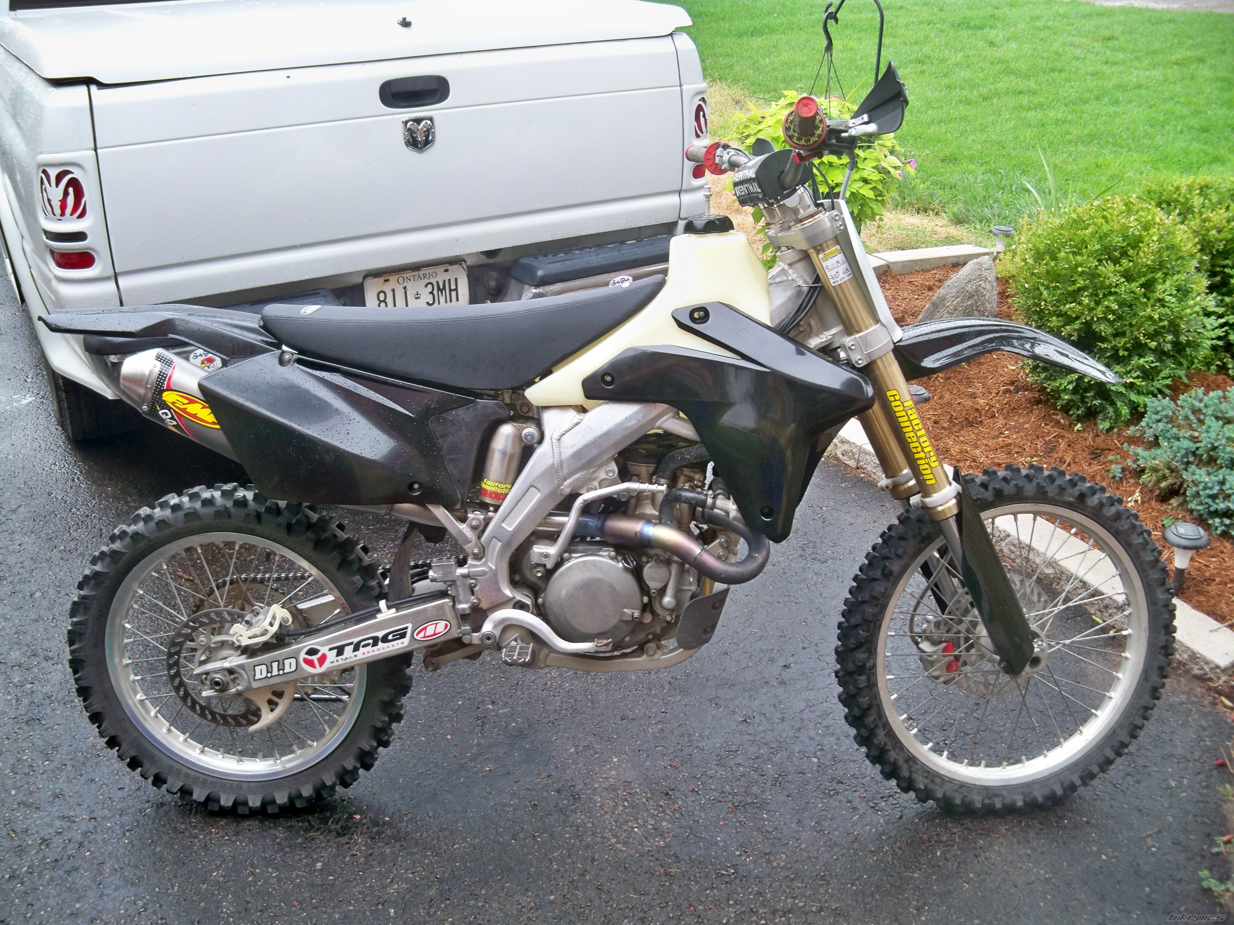 Photo 2433780
