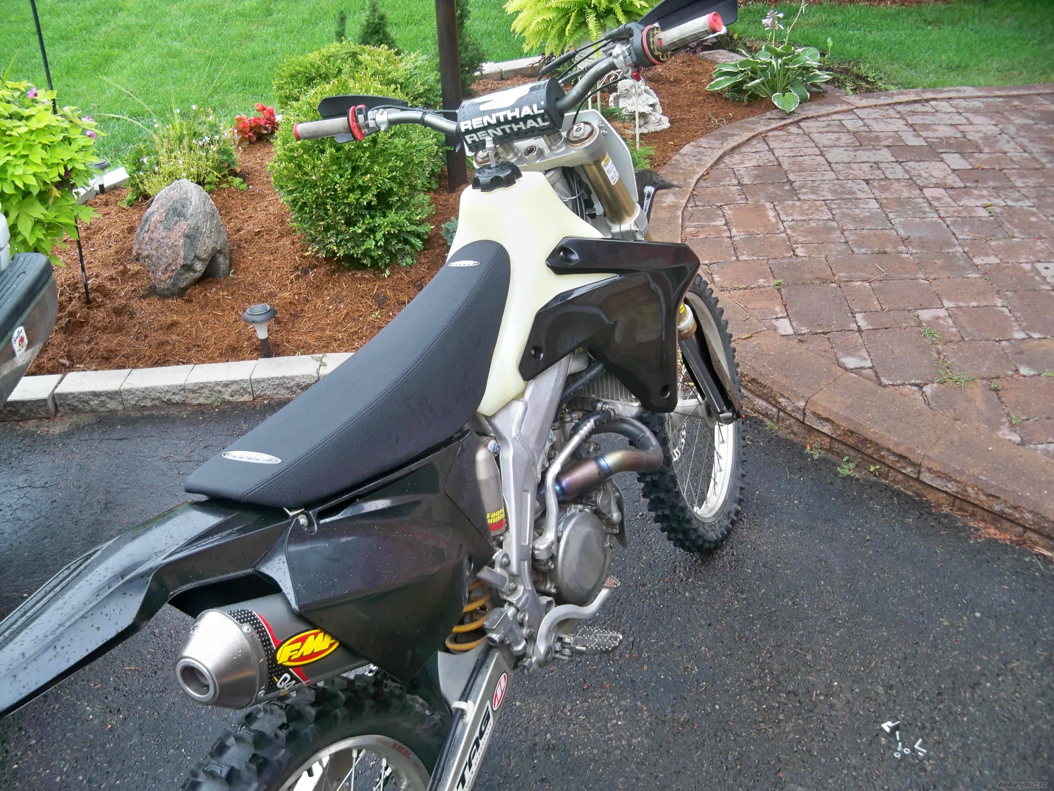 Photo 2433781