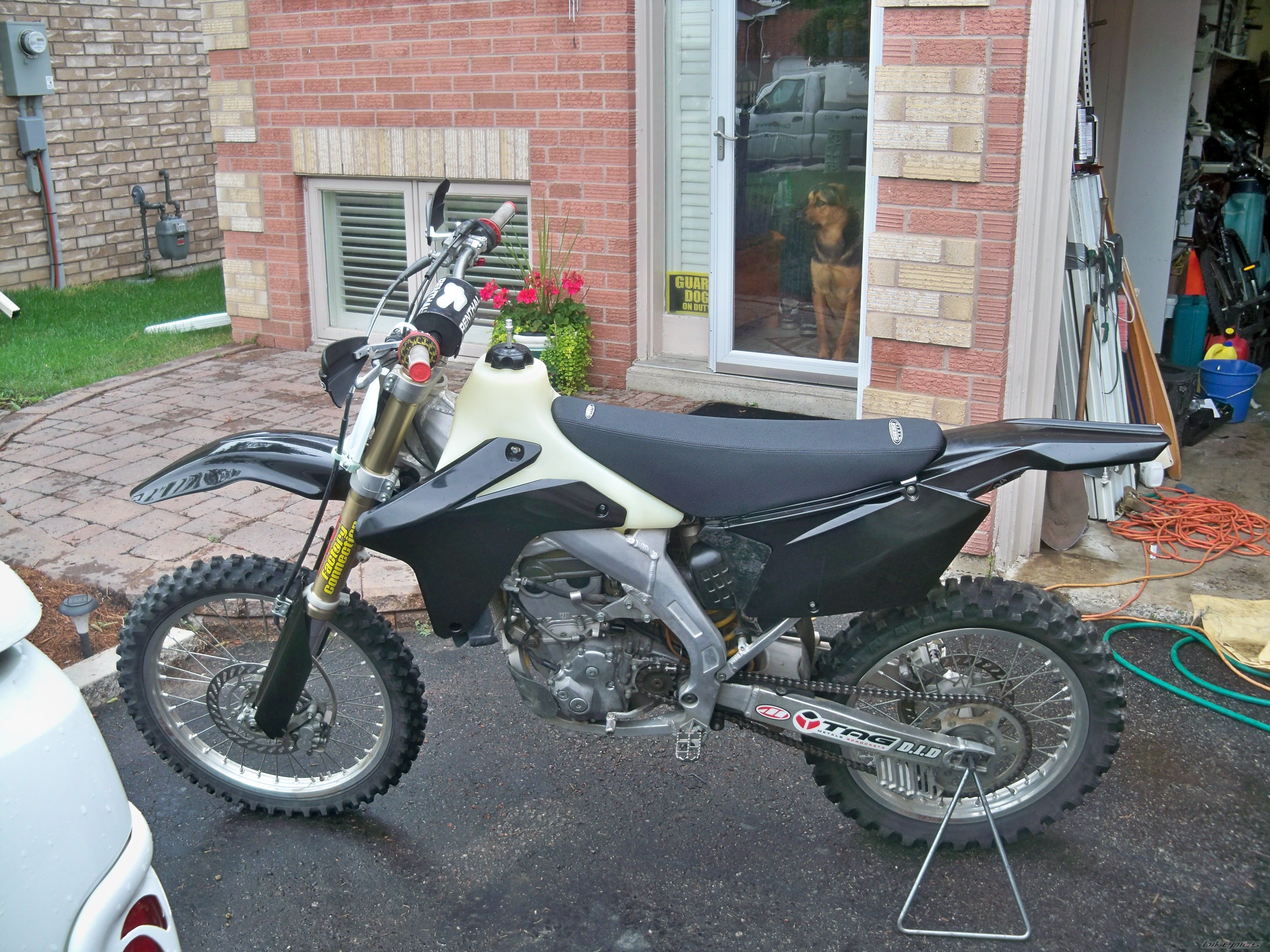 Photo 2433786