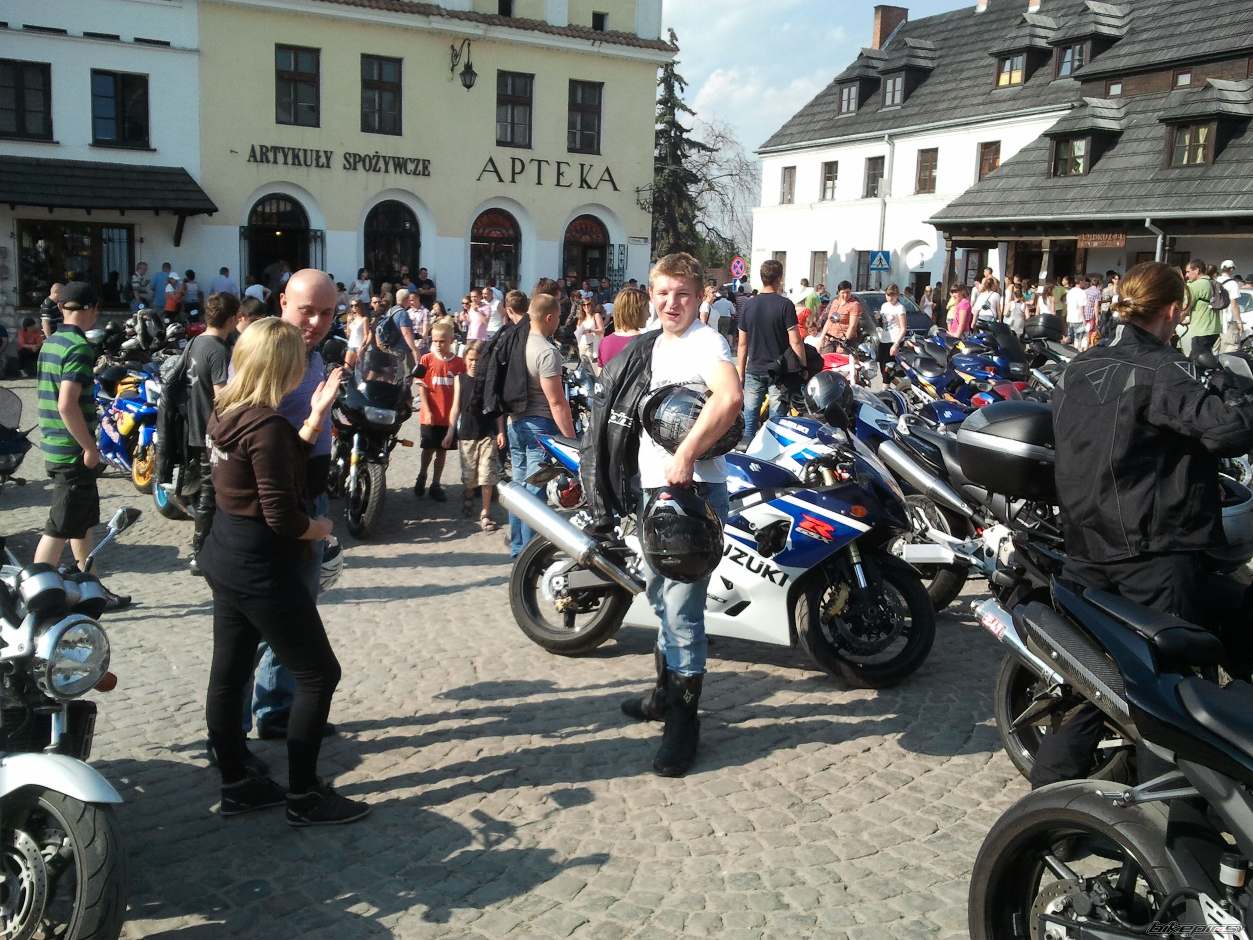 Photo 2433790