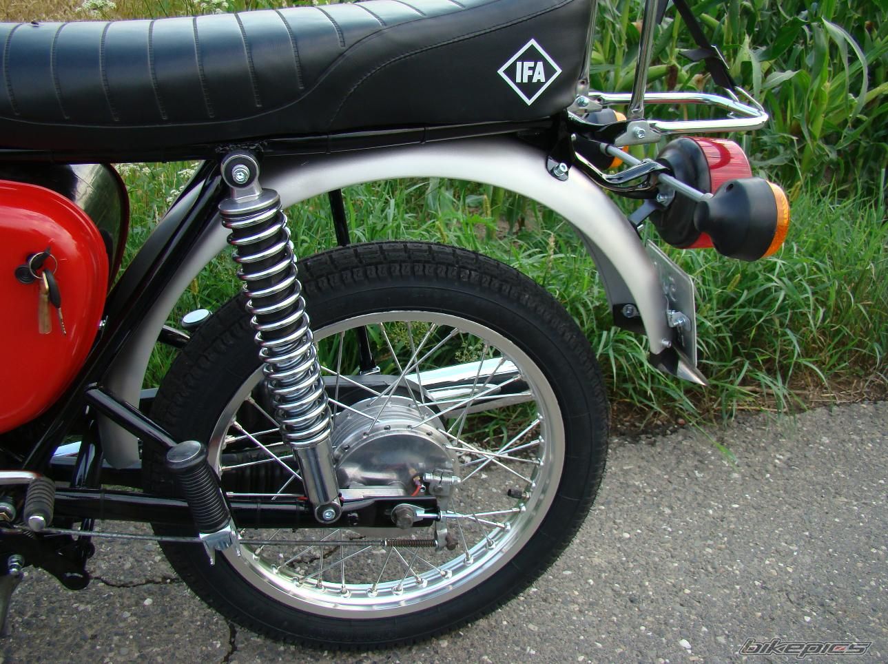 Photo 2433798