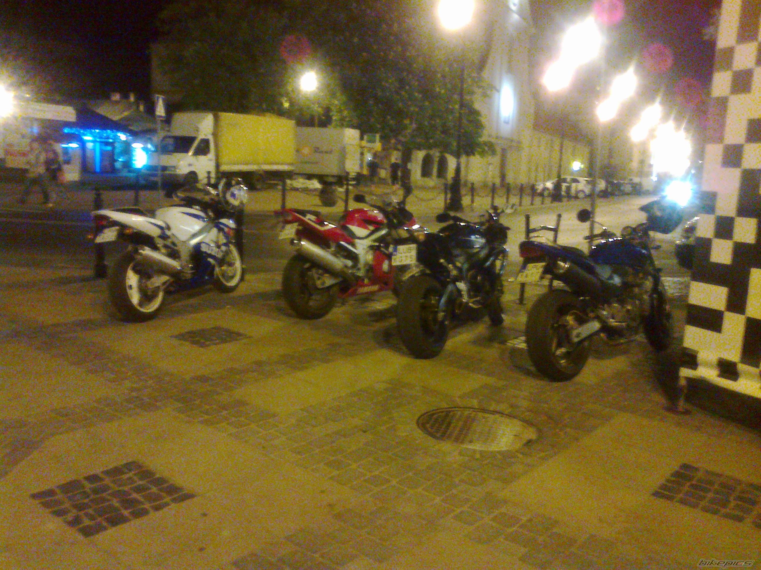 Photo 2433812
