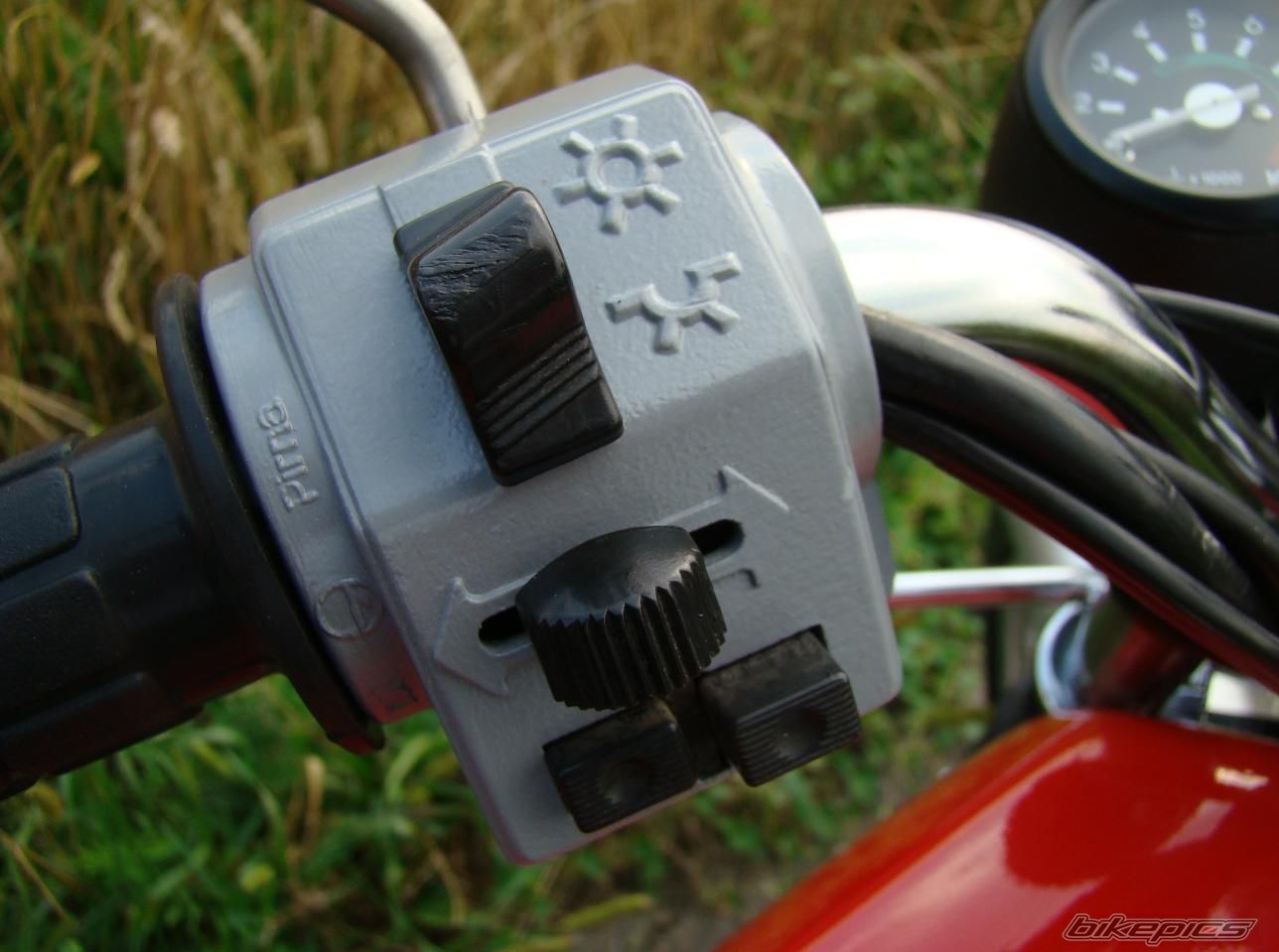 Photo 2433816