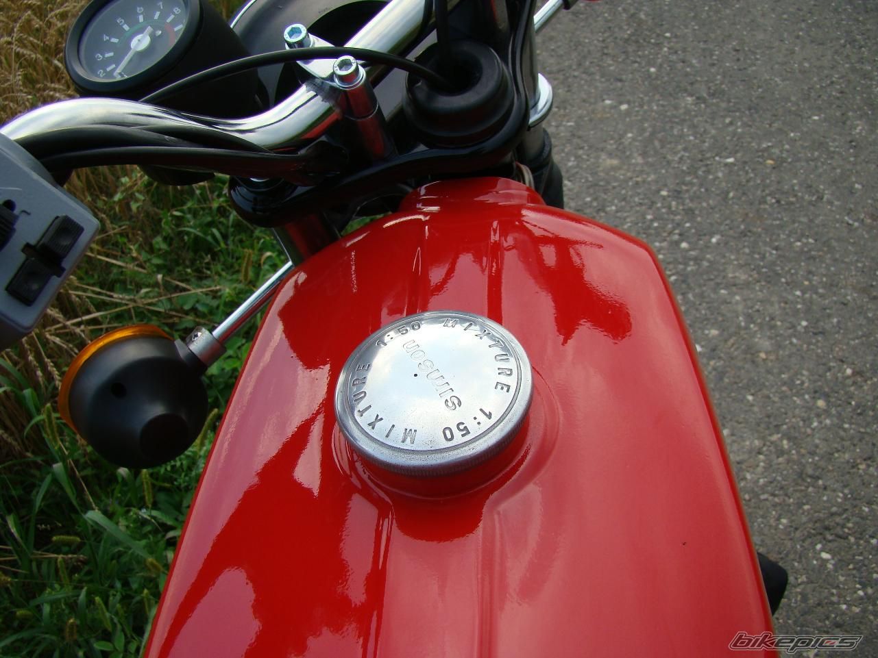 Photo 2433818