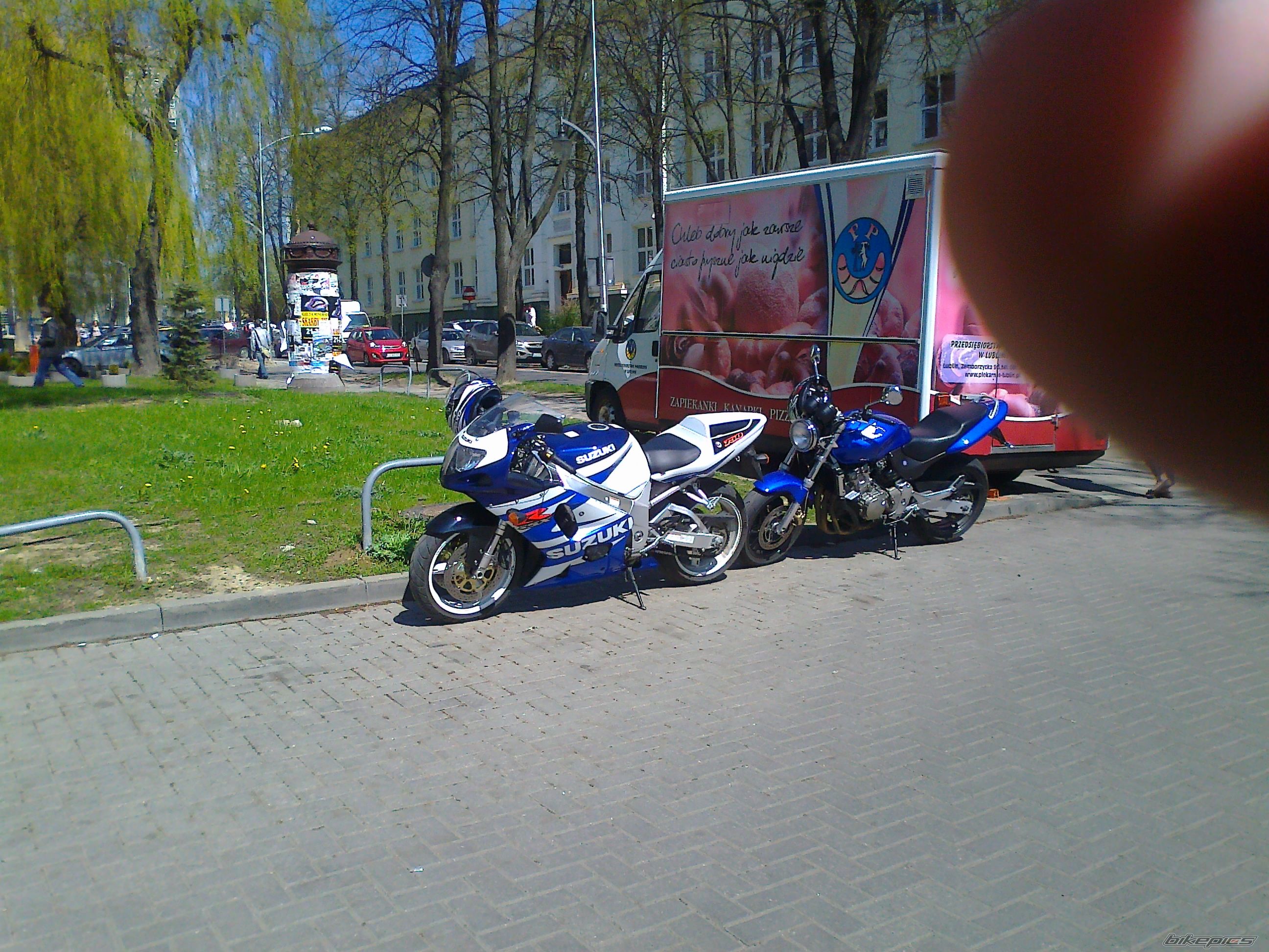 Photo 2433834