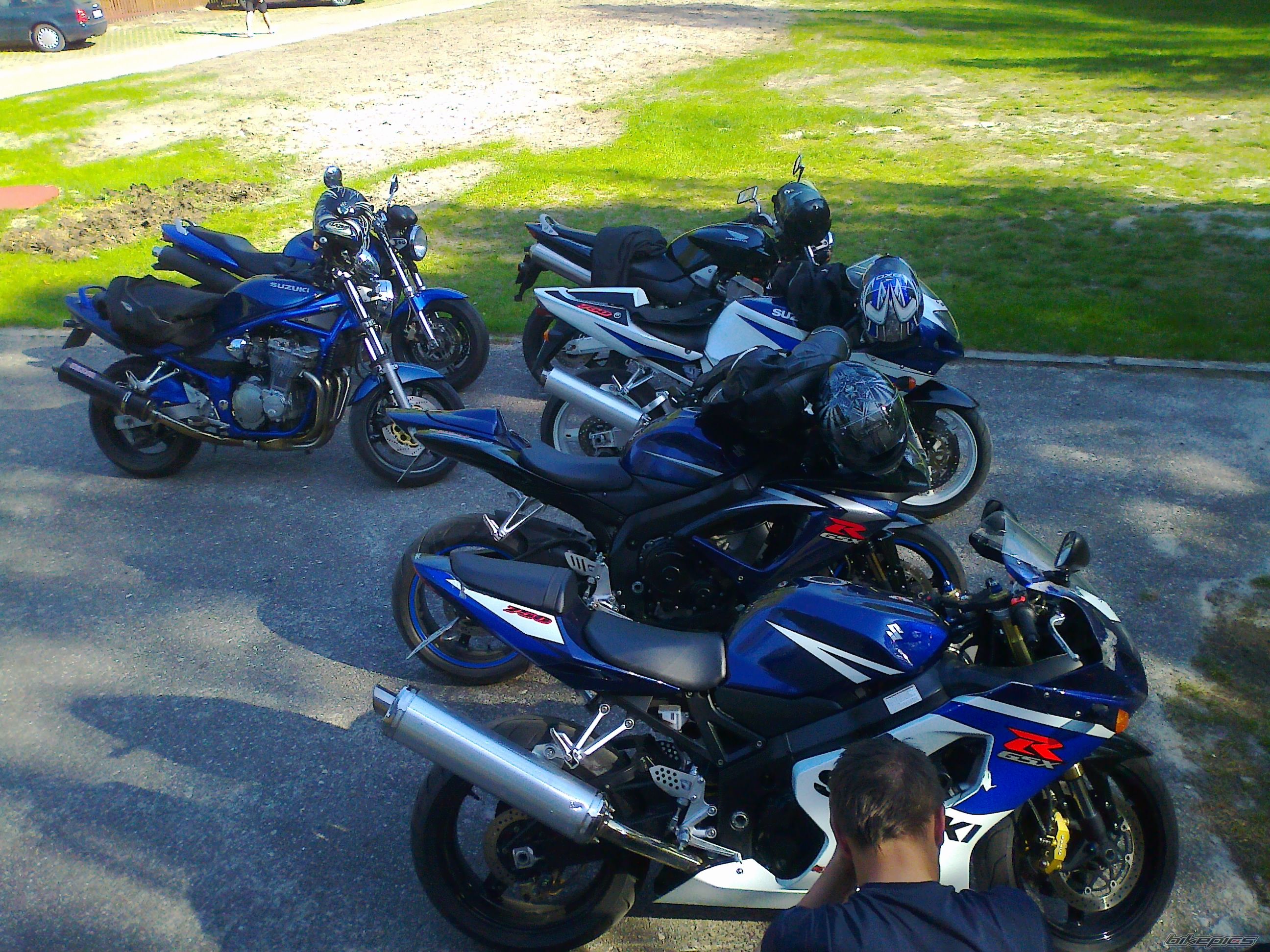 Photo 2433837