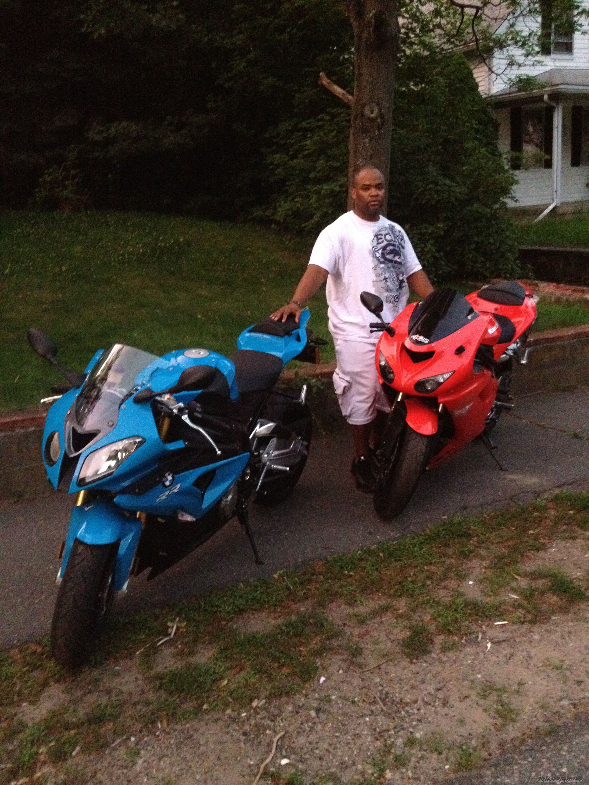 Photo 2433845