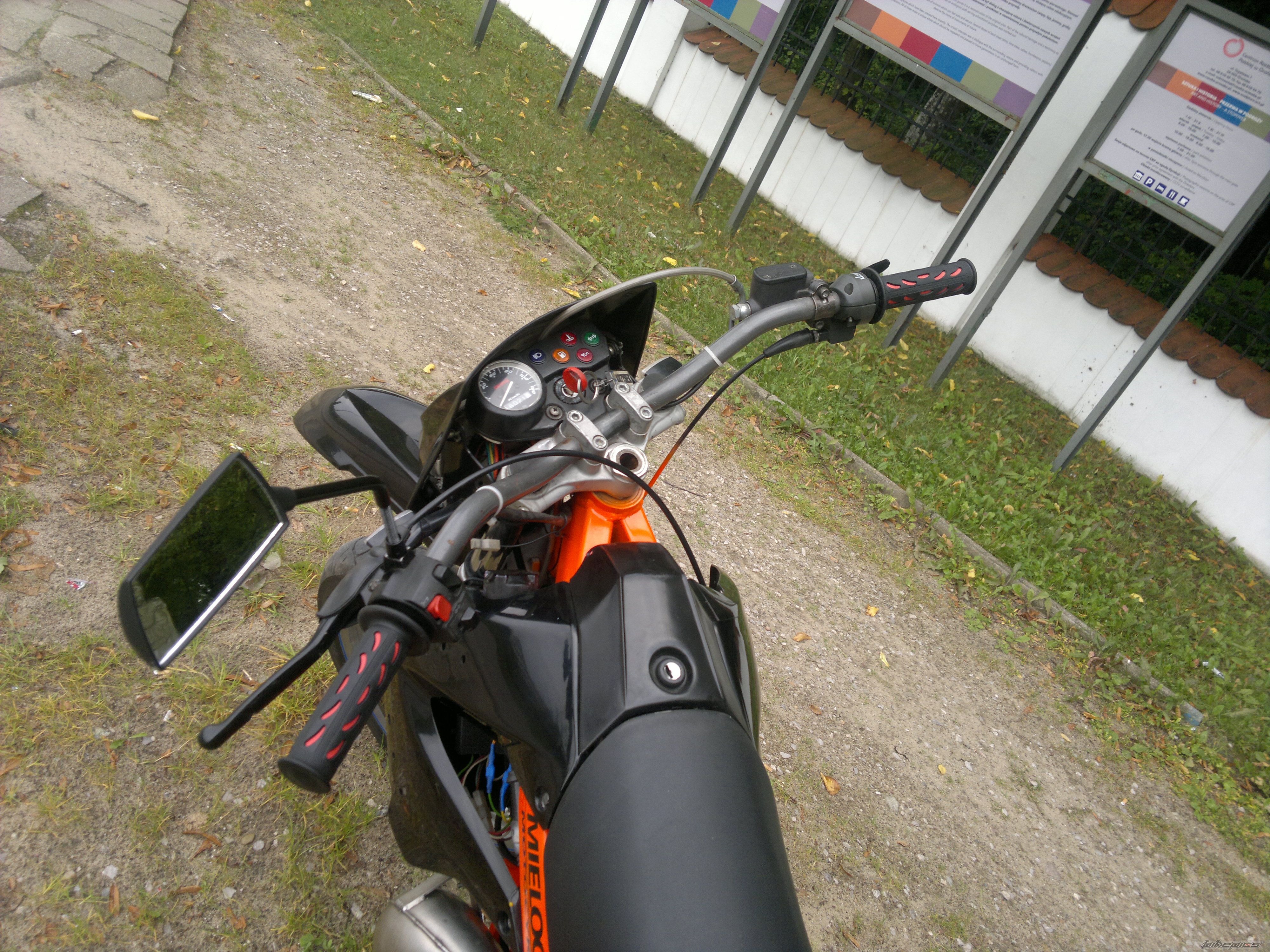 Photo 2433850