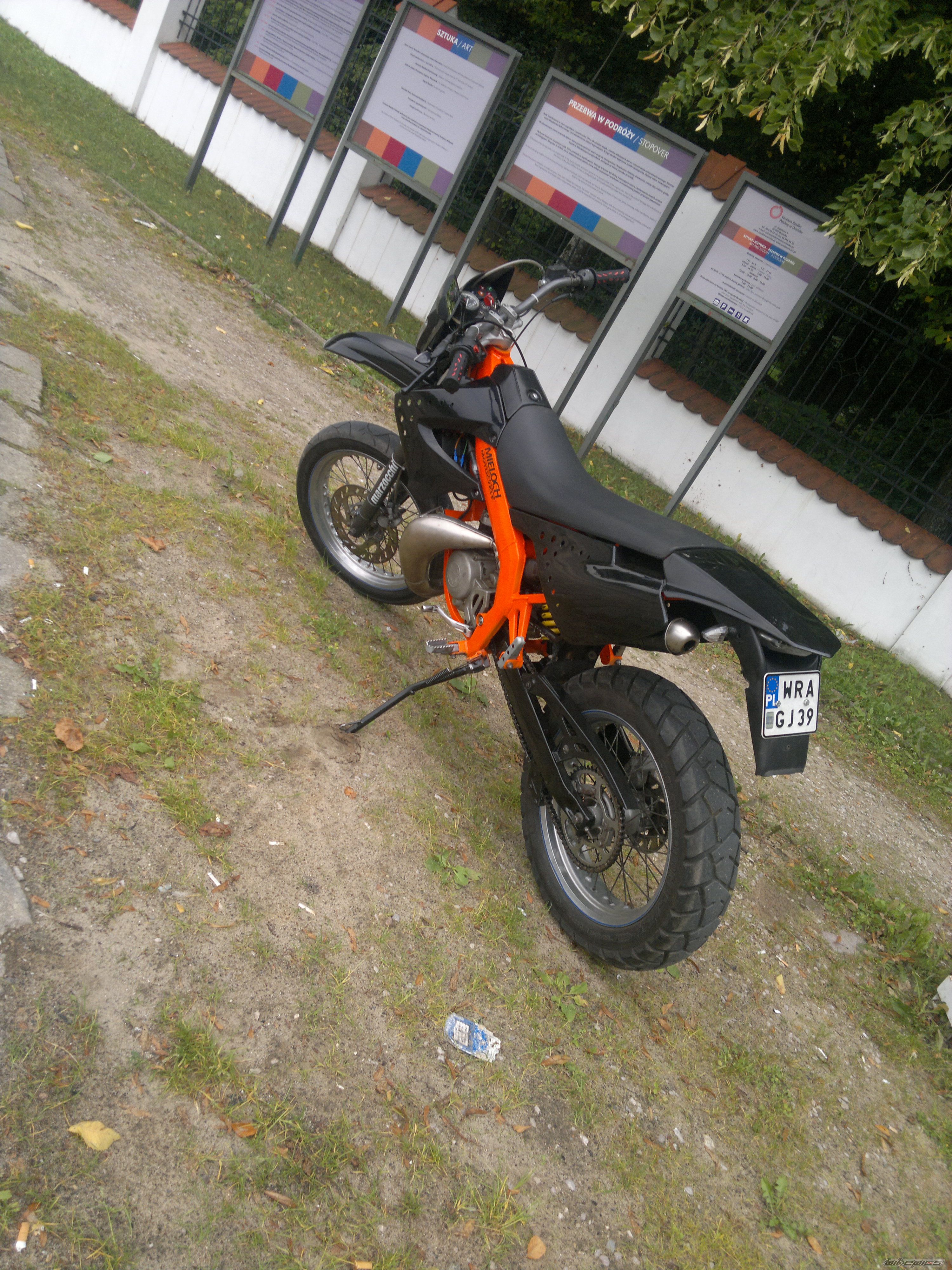 Photo 2433854
