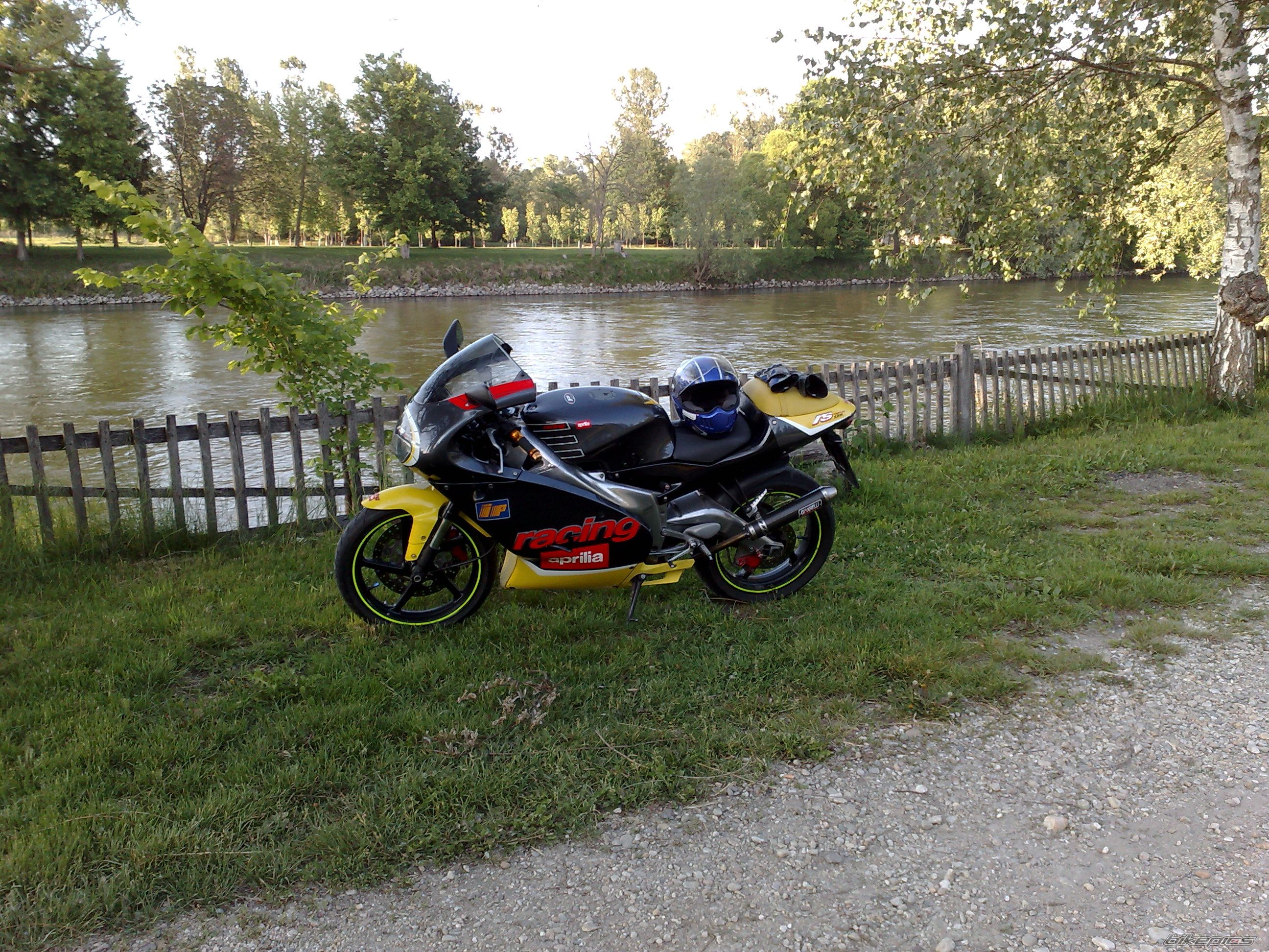 Photo 2434493