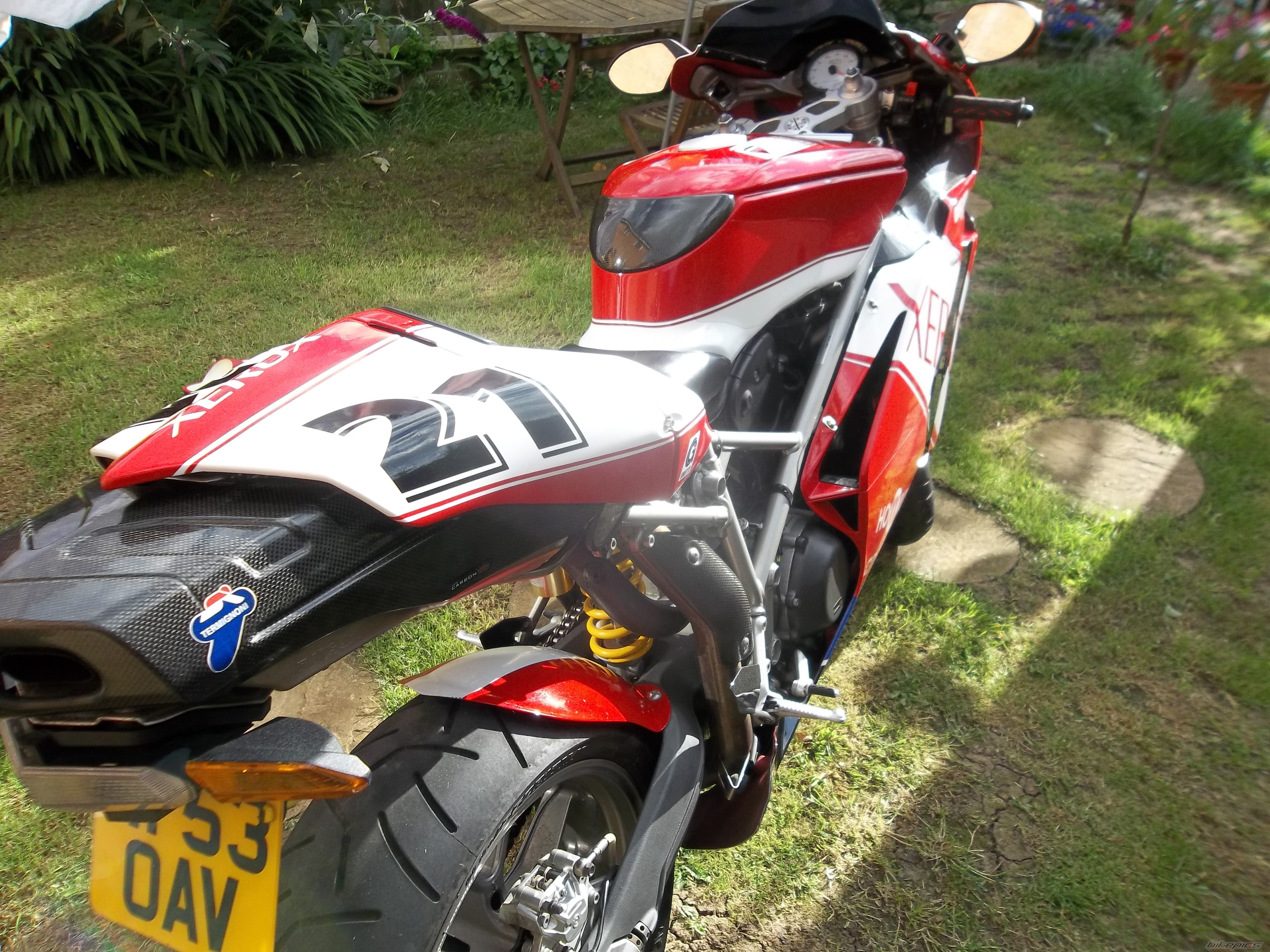 Photo 2434588