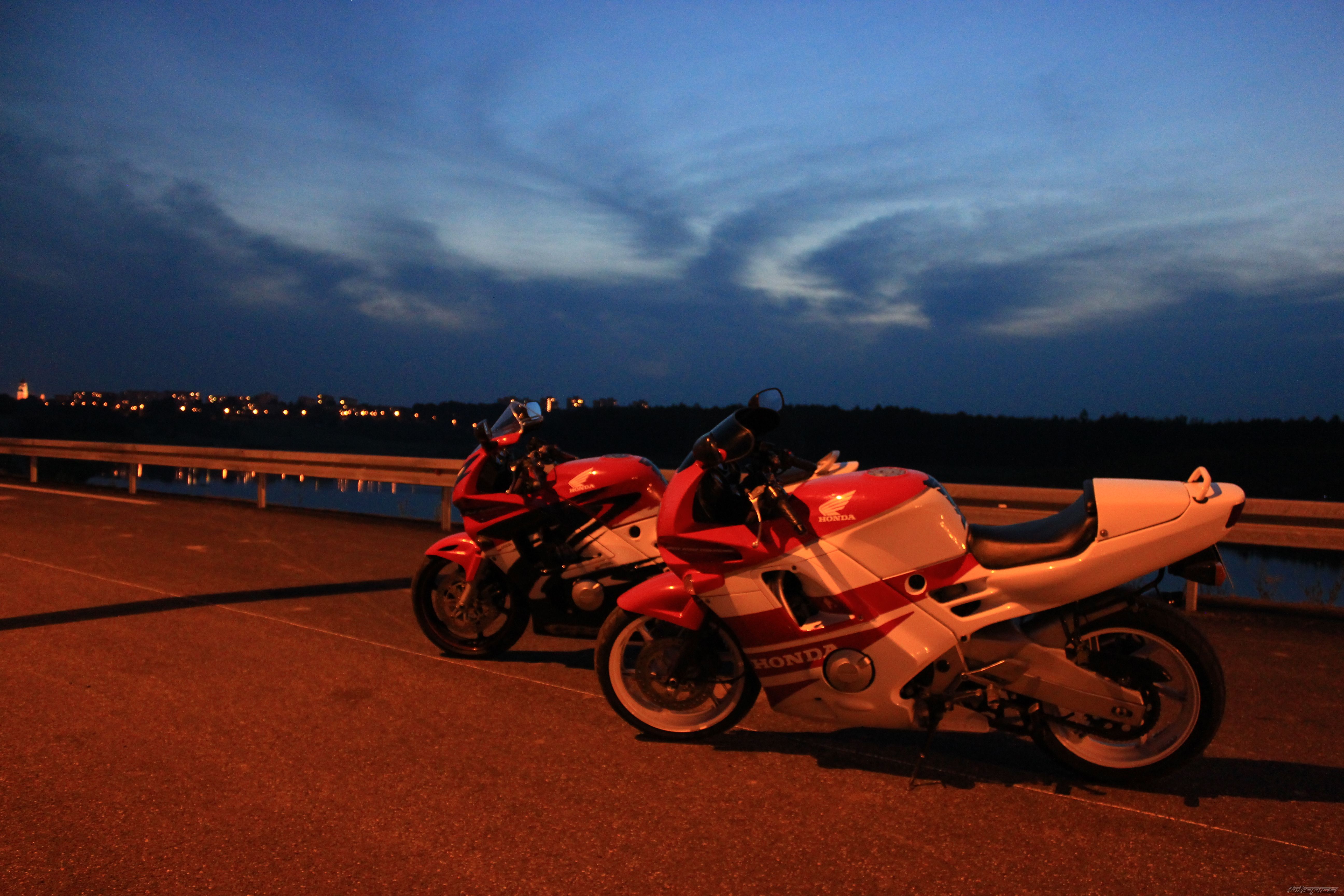 Photo 2434593