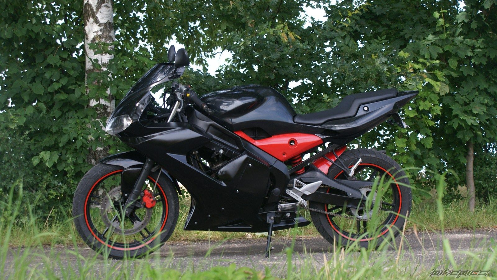 Photo 2434794
