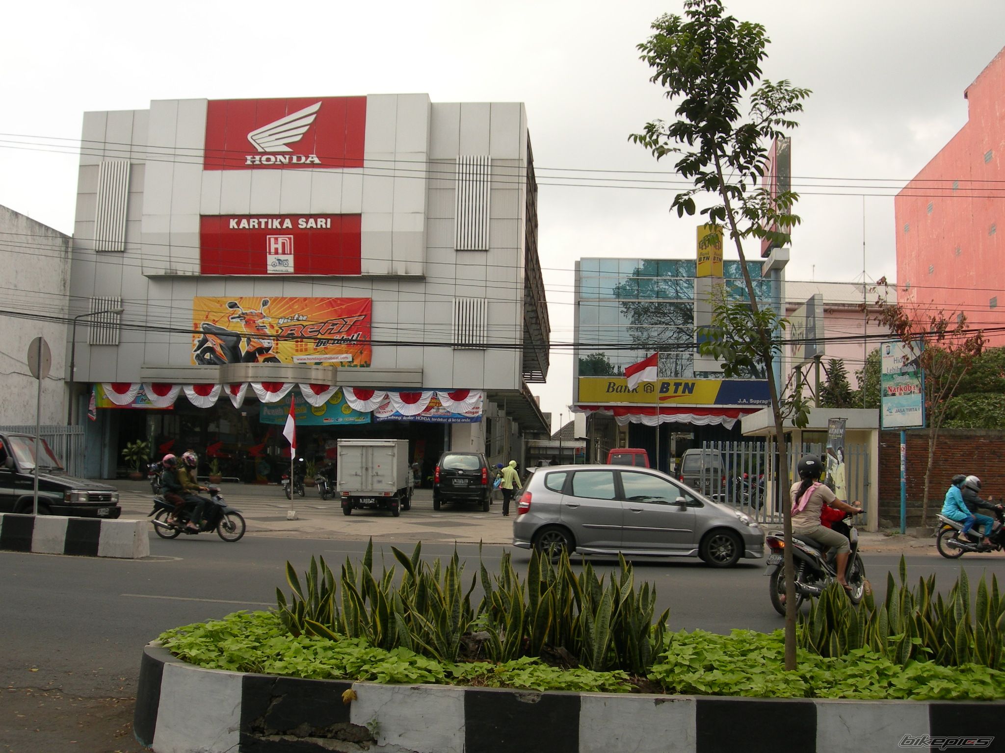 Photo 2434881