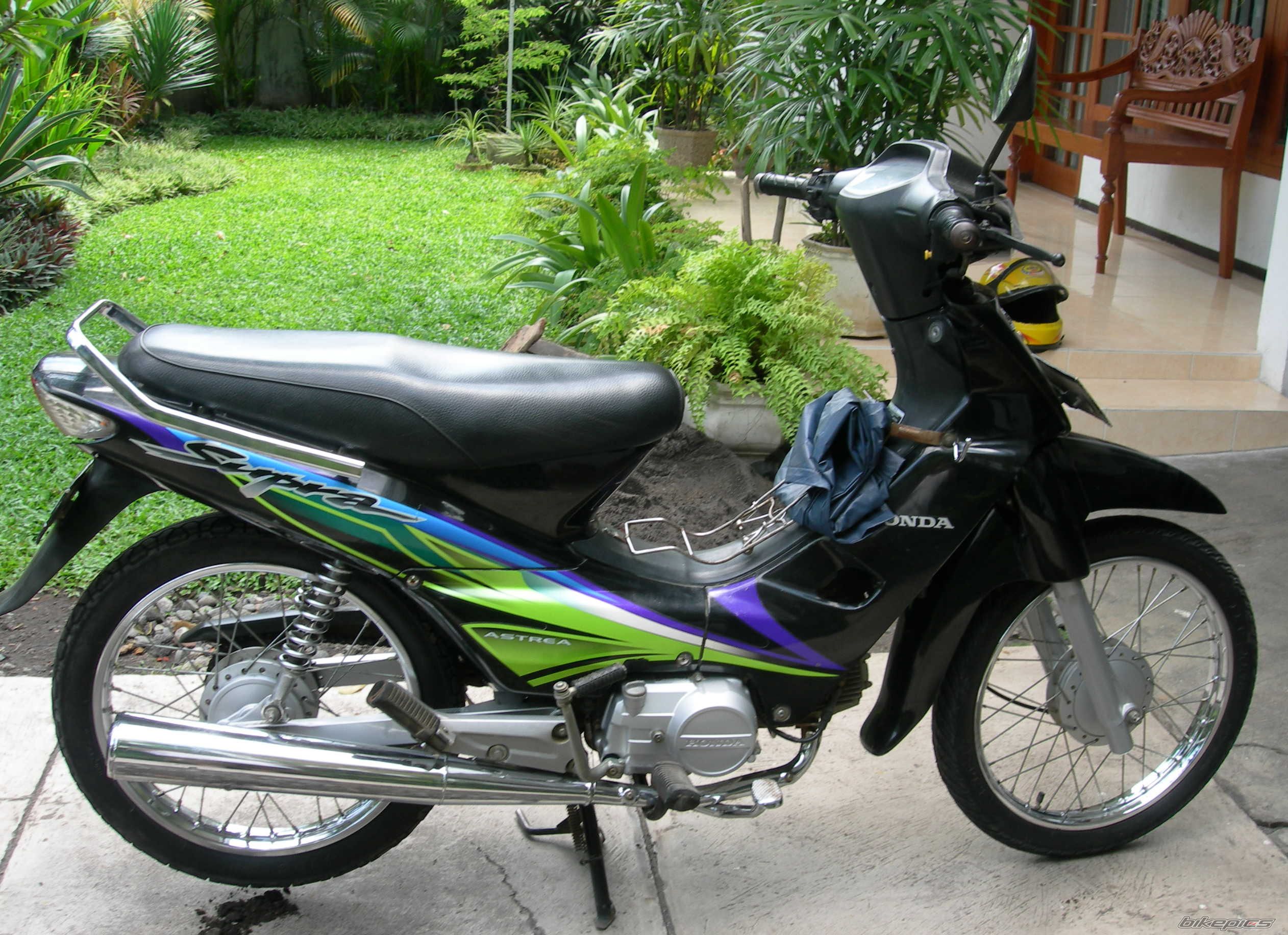 Photo 2434958