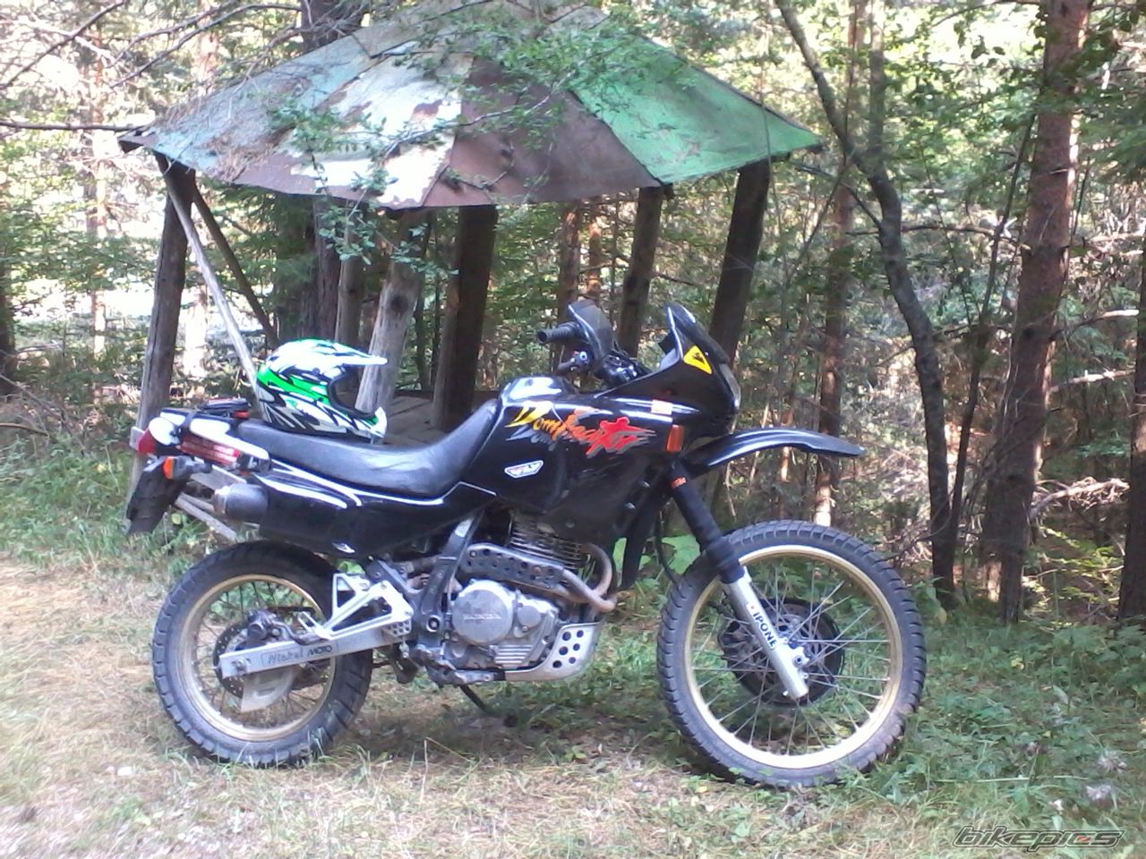 Photo 2435477