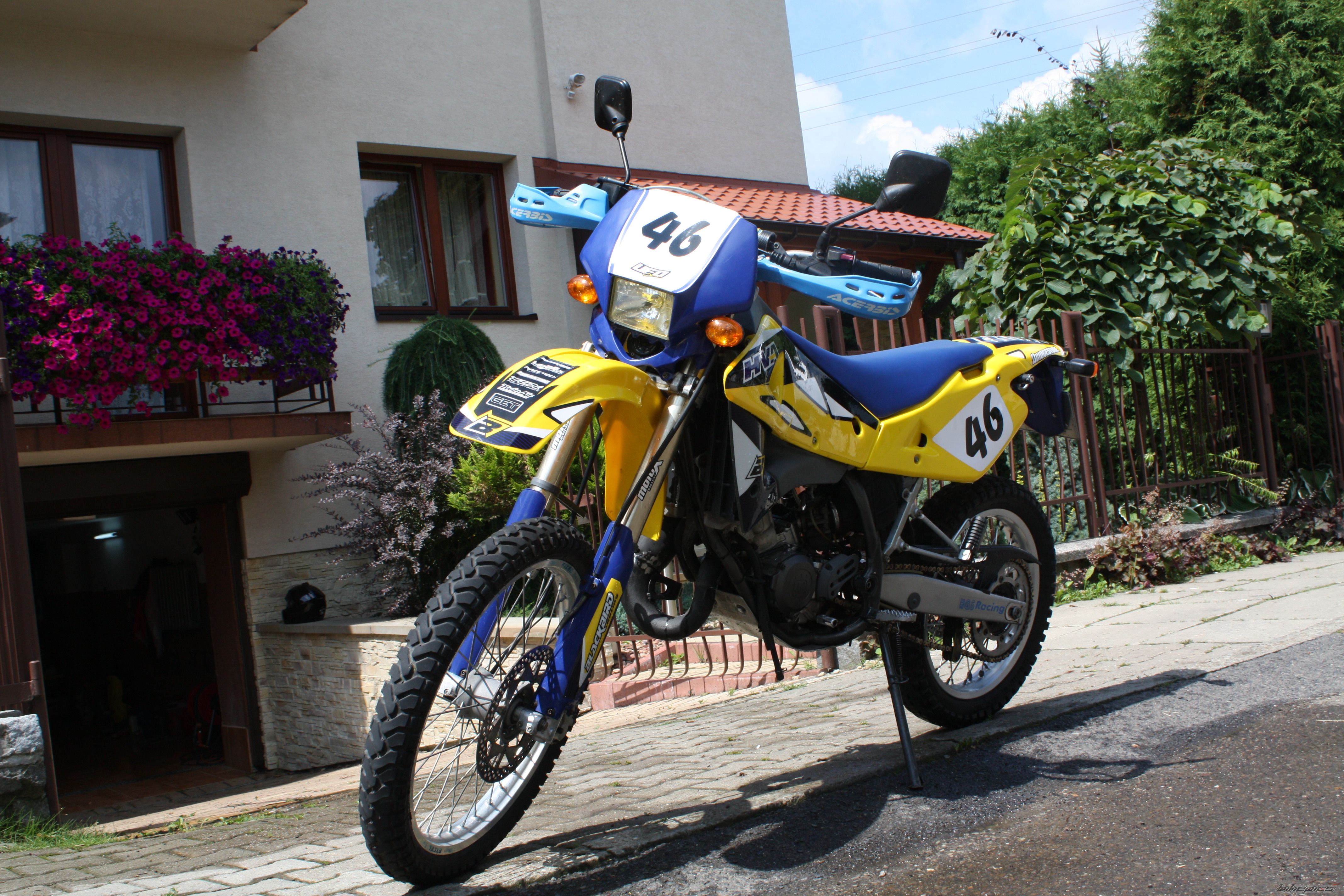 Photo 2435832