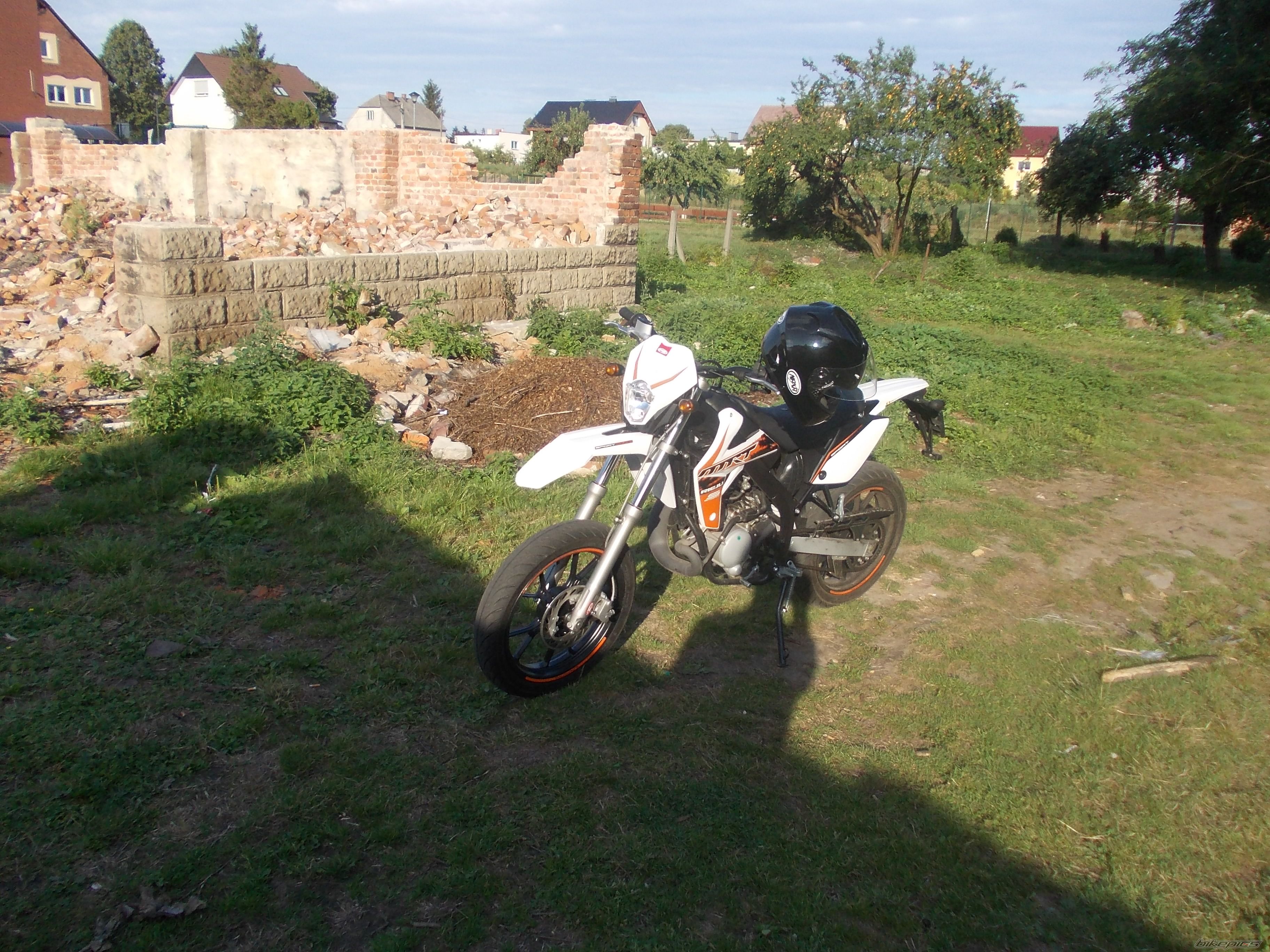 Photo 2435837