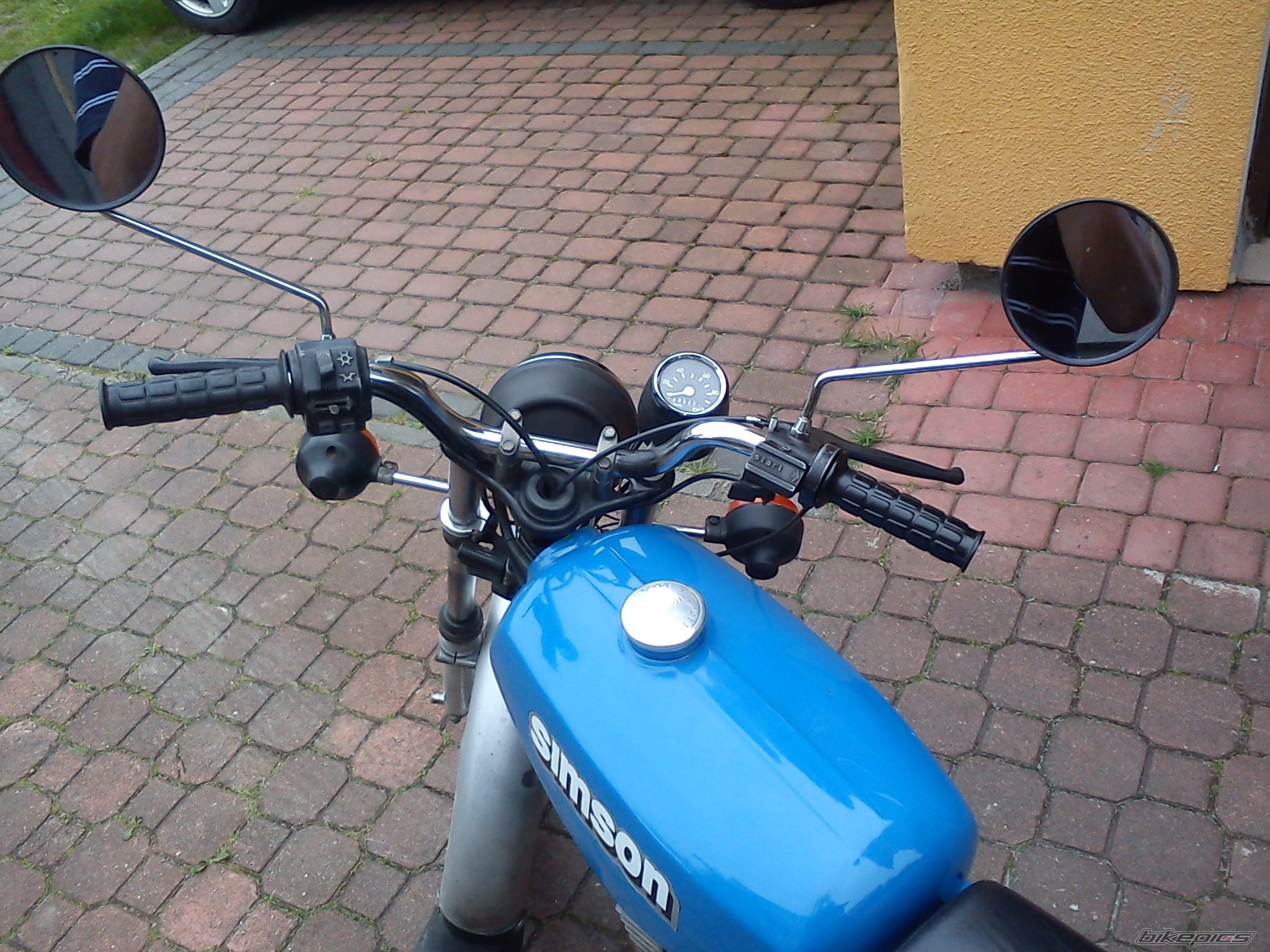 Photo 2435935