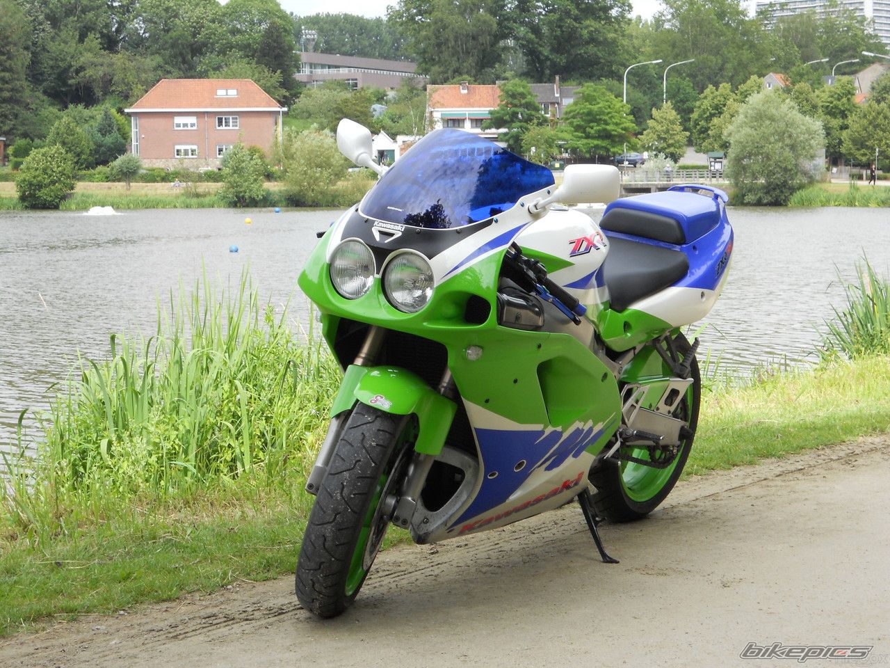 Photo 2436163