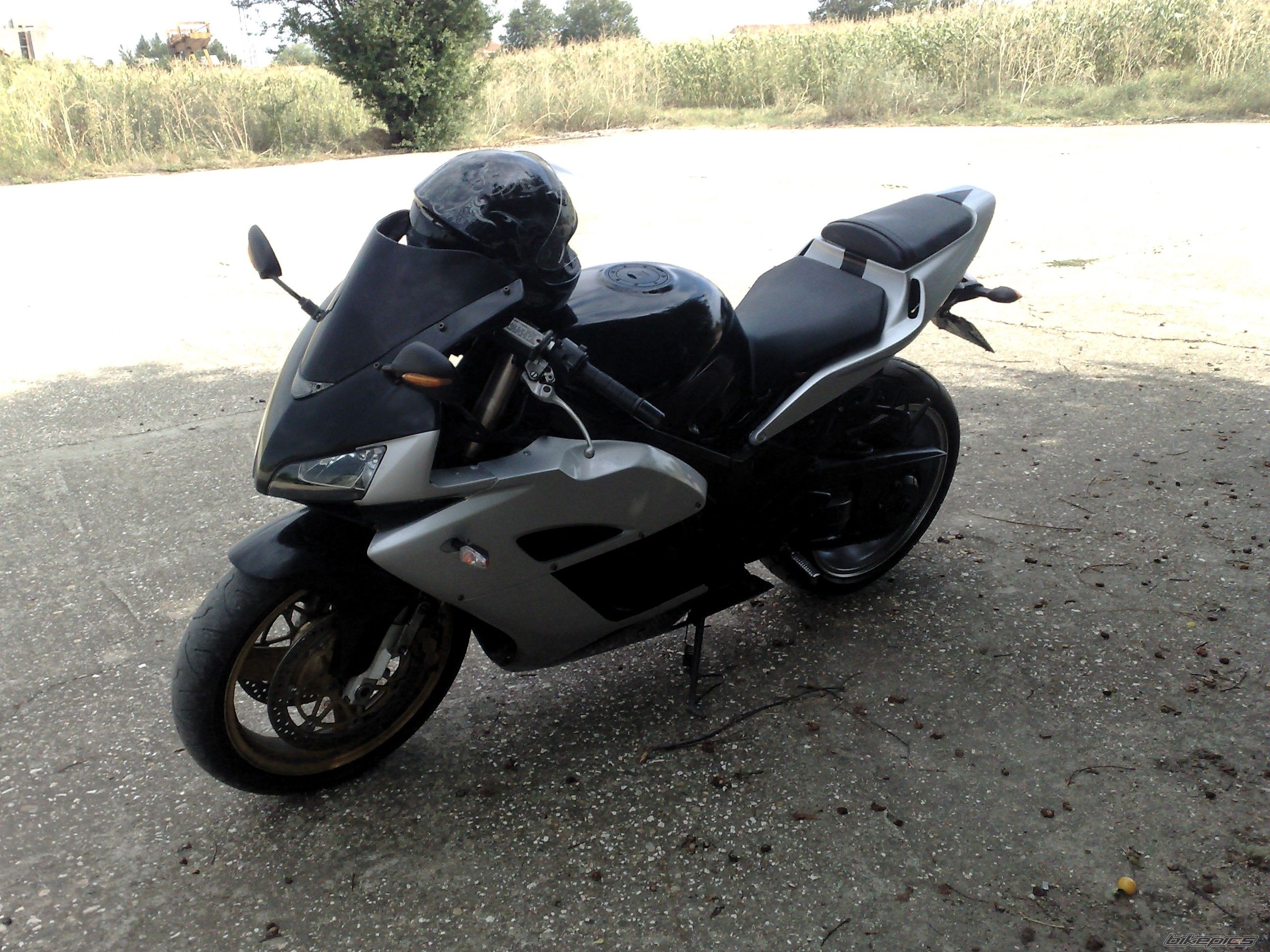 Photo 2436392