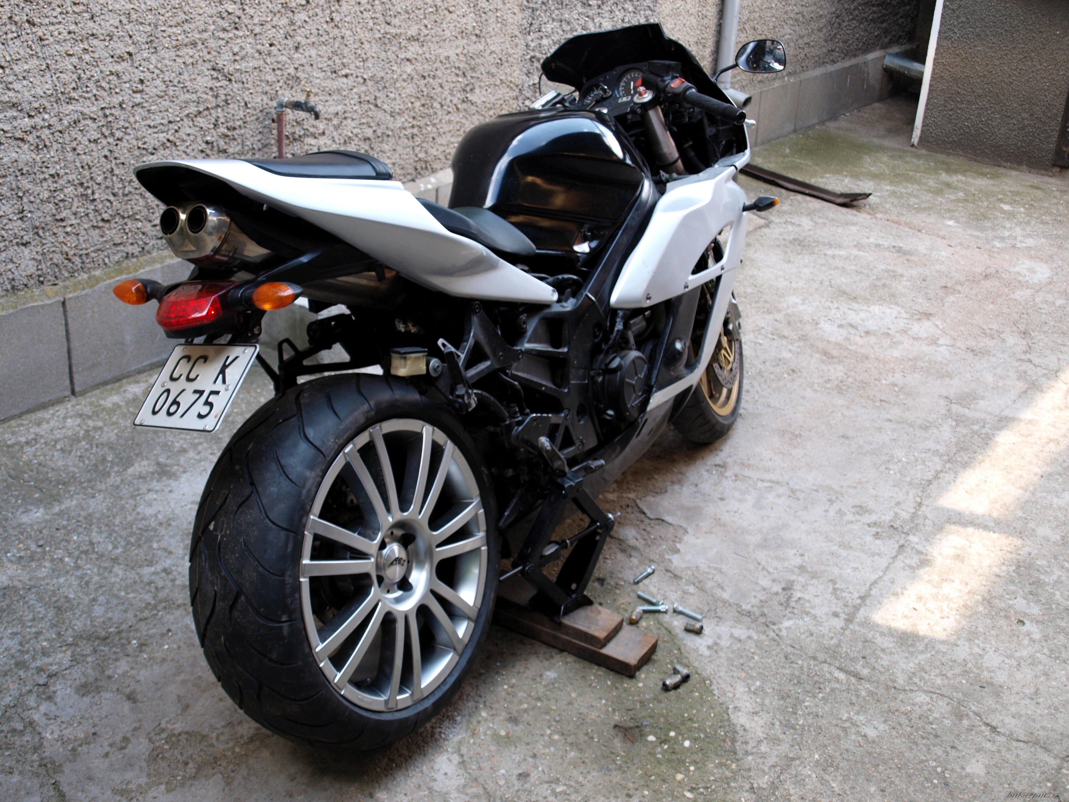 Photo 2436407
