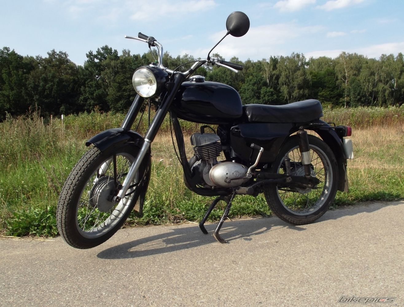 Photo 2436442