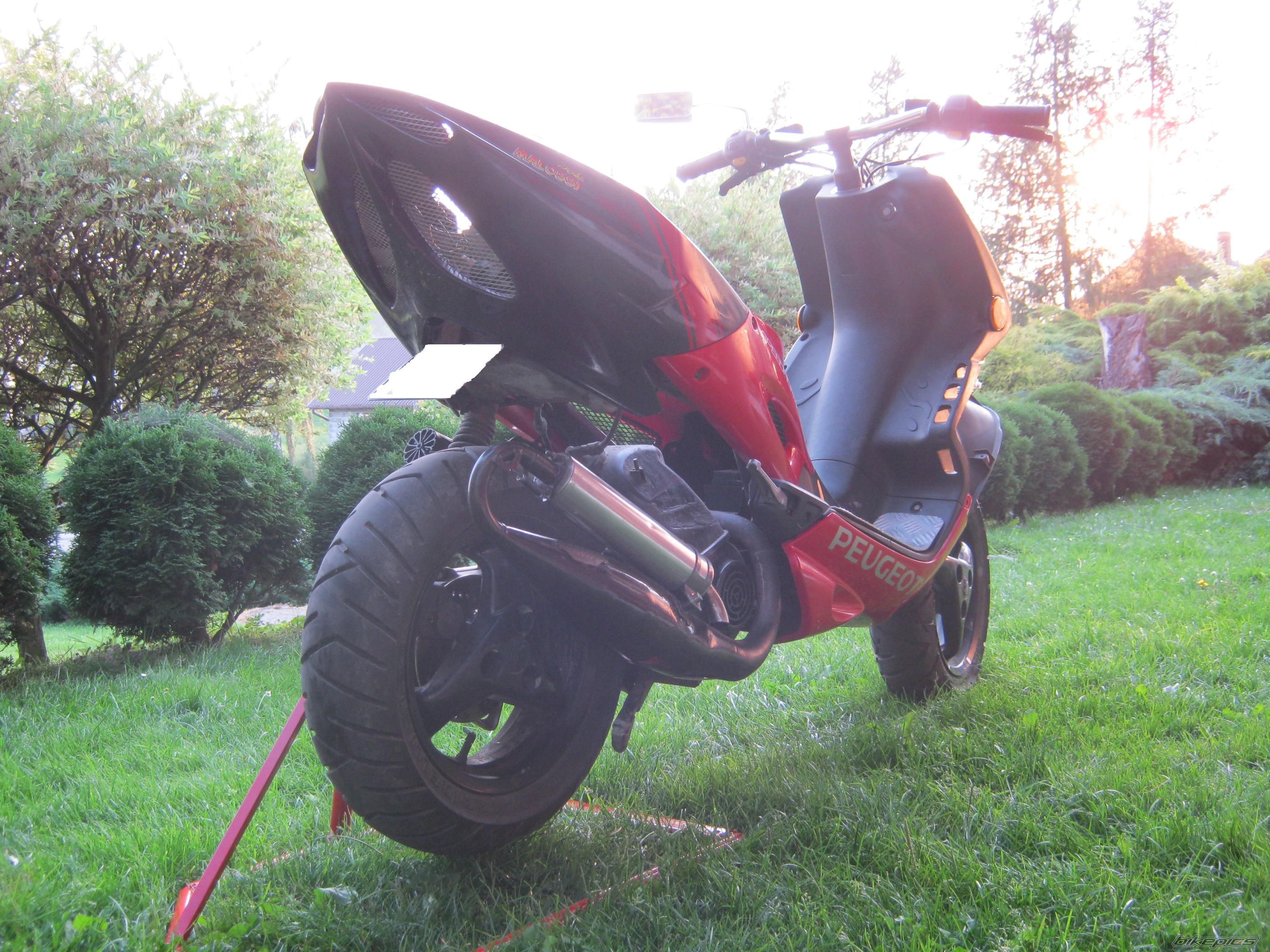 Photo 2436472