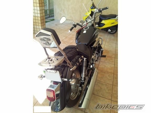 Photo 2436497