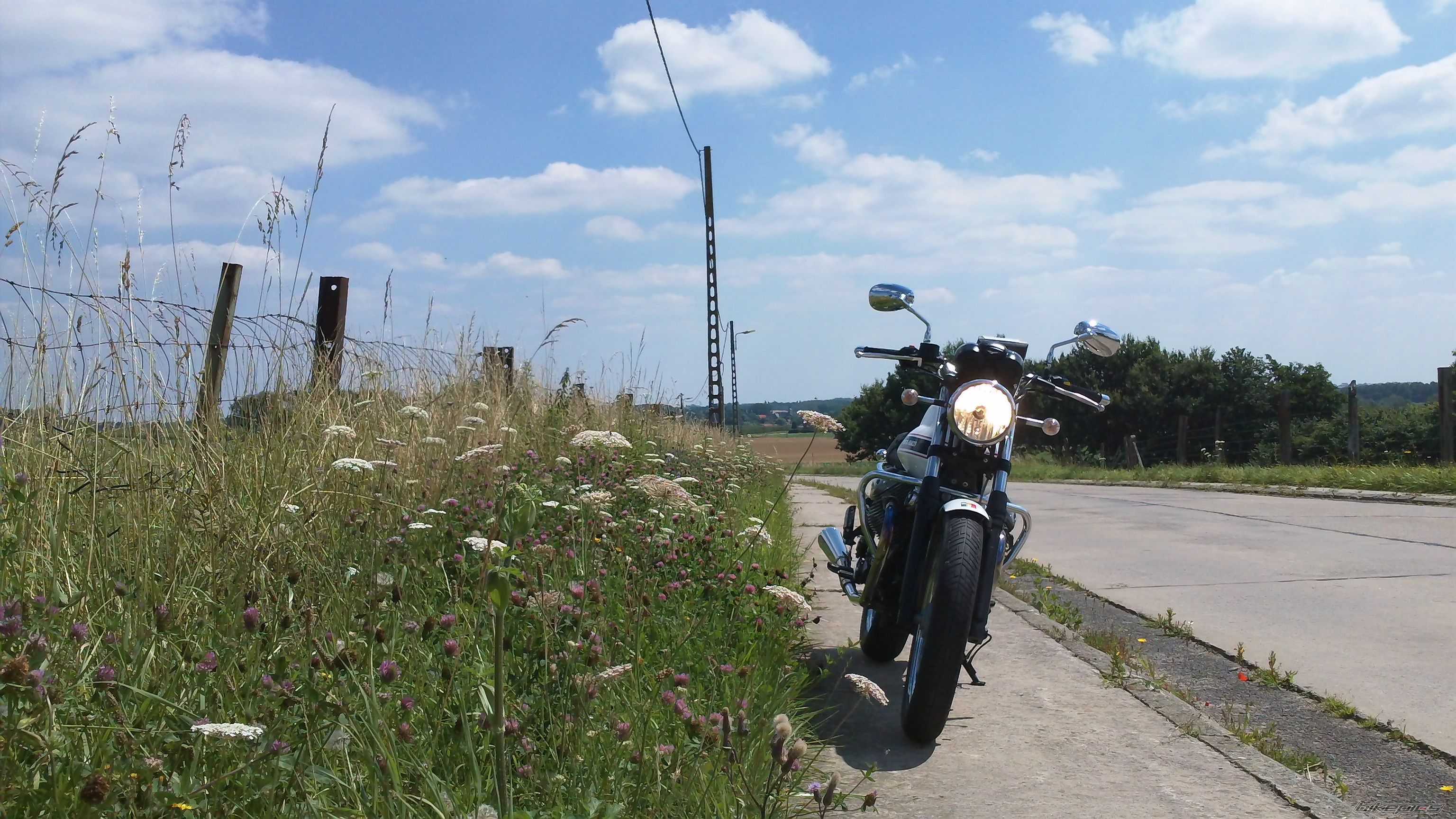Photo 2436538