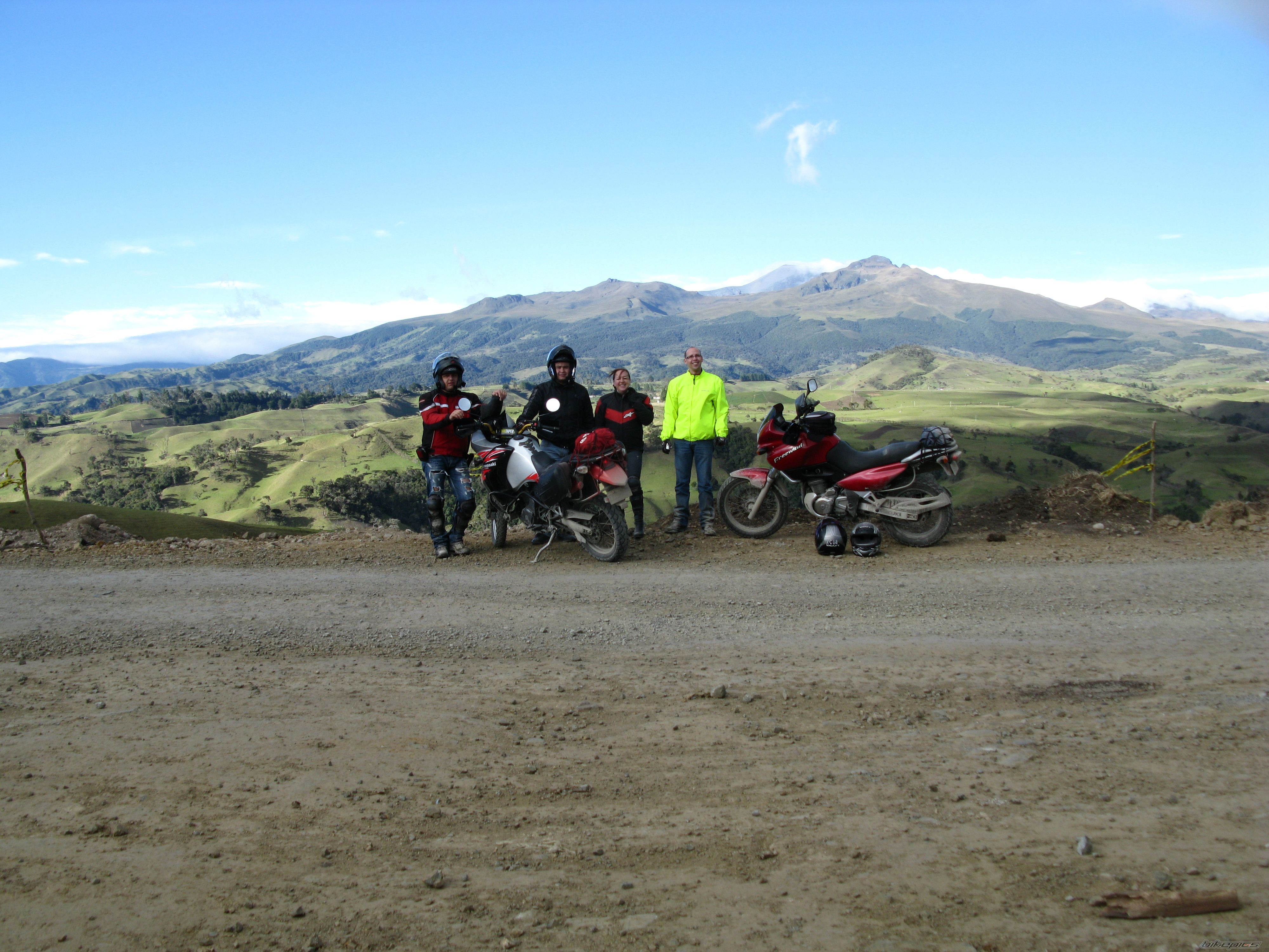 Photo 2436640