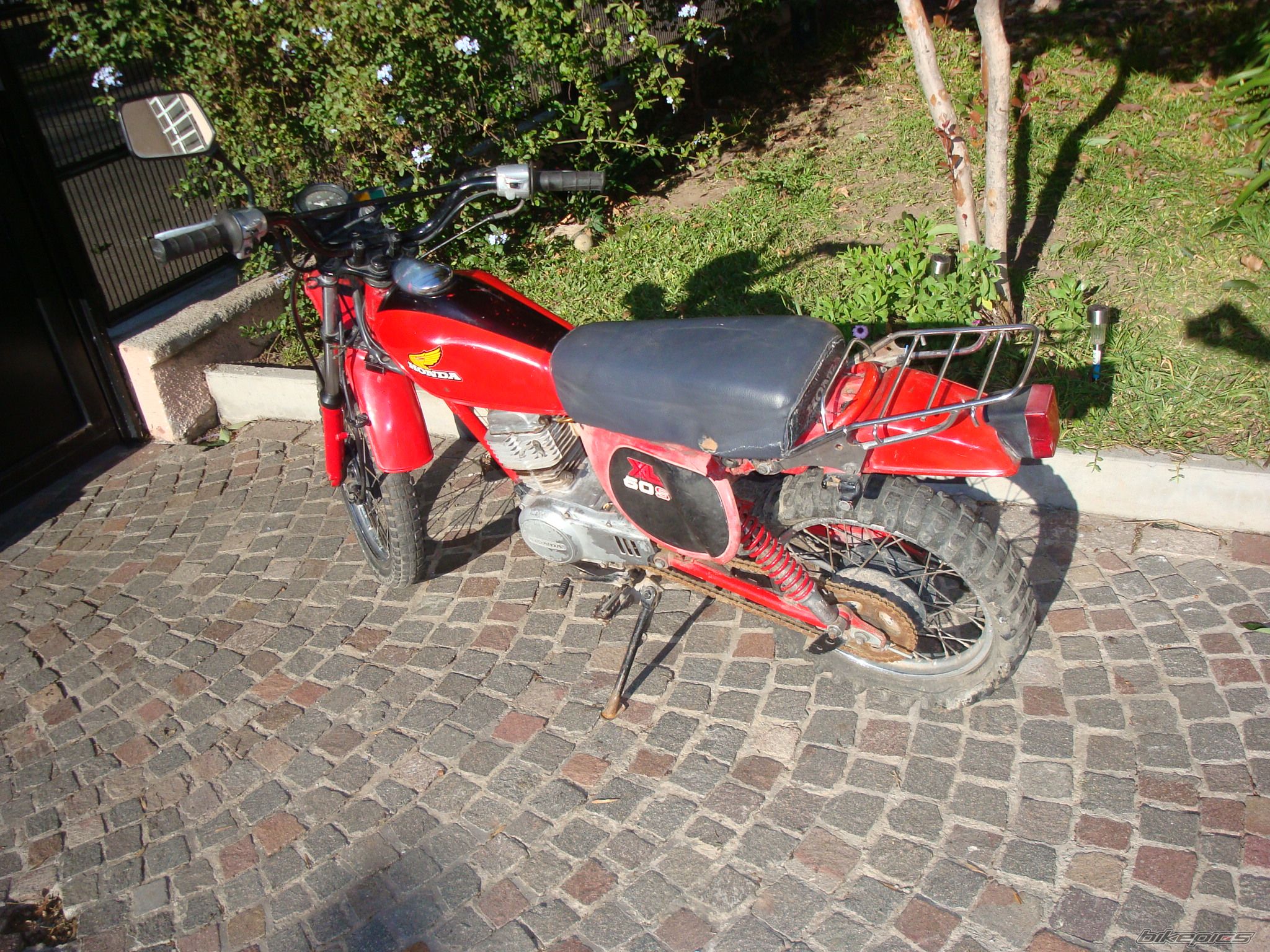 Photo 2436651