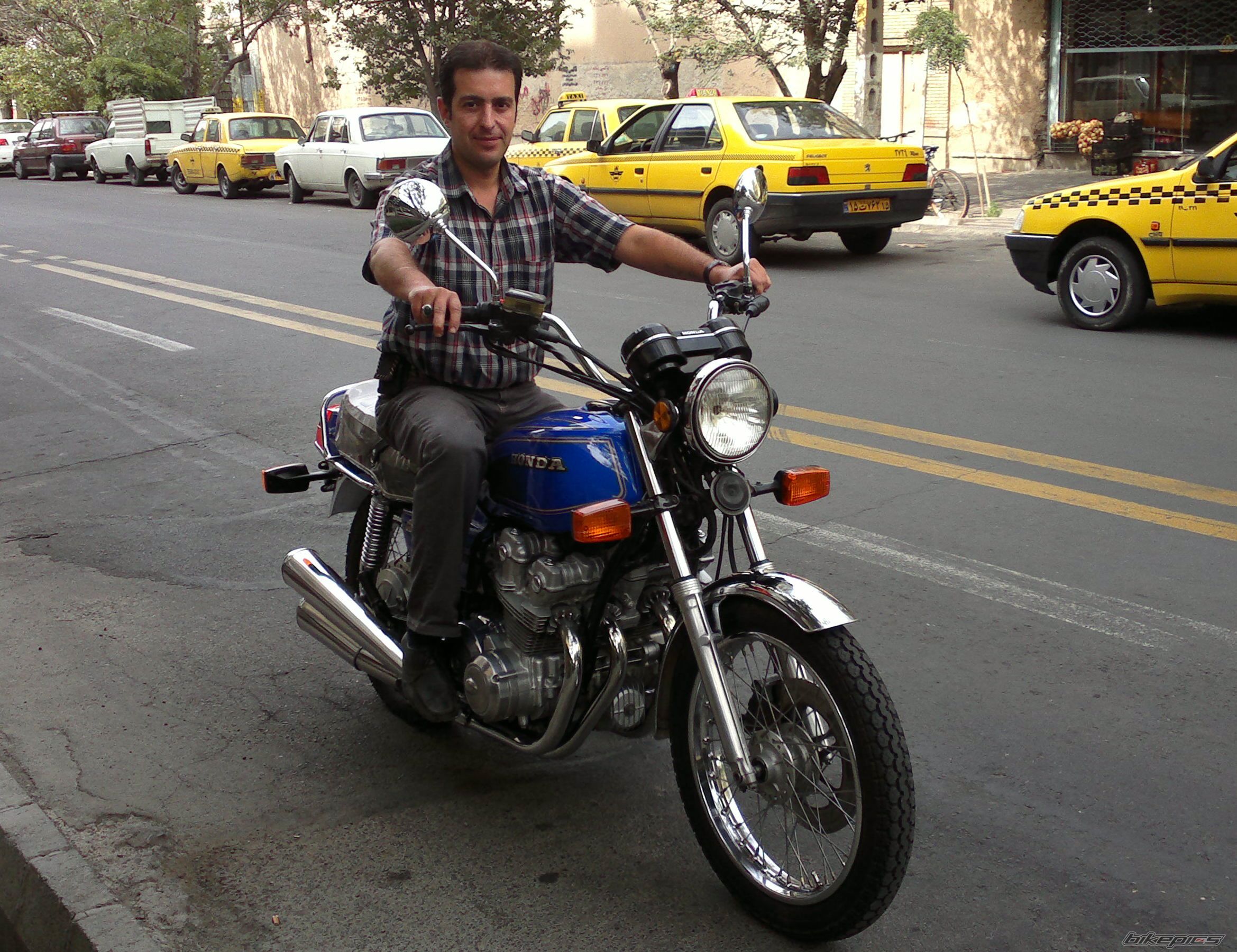Photo 2437071