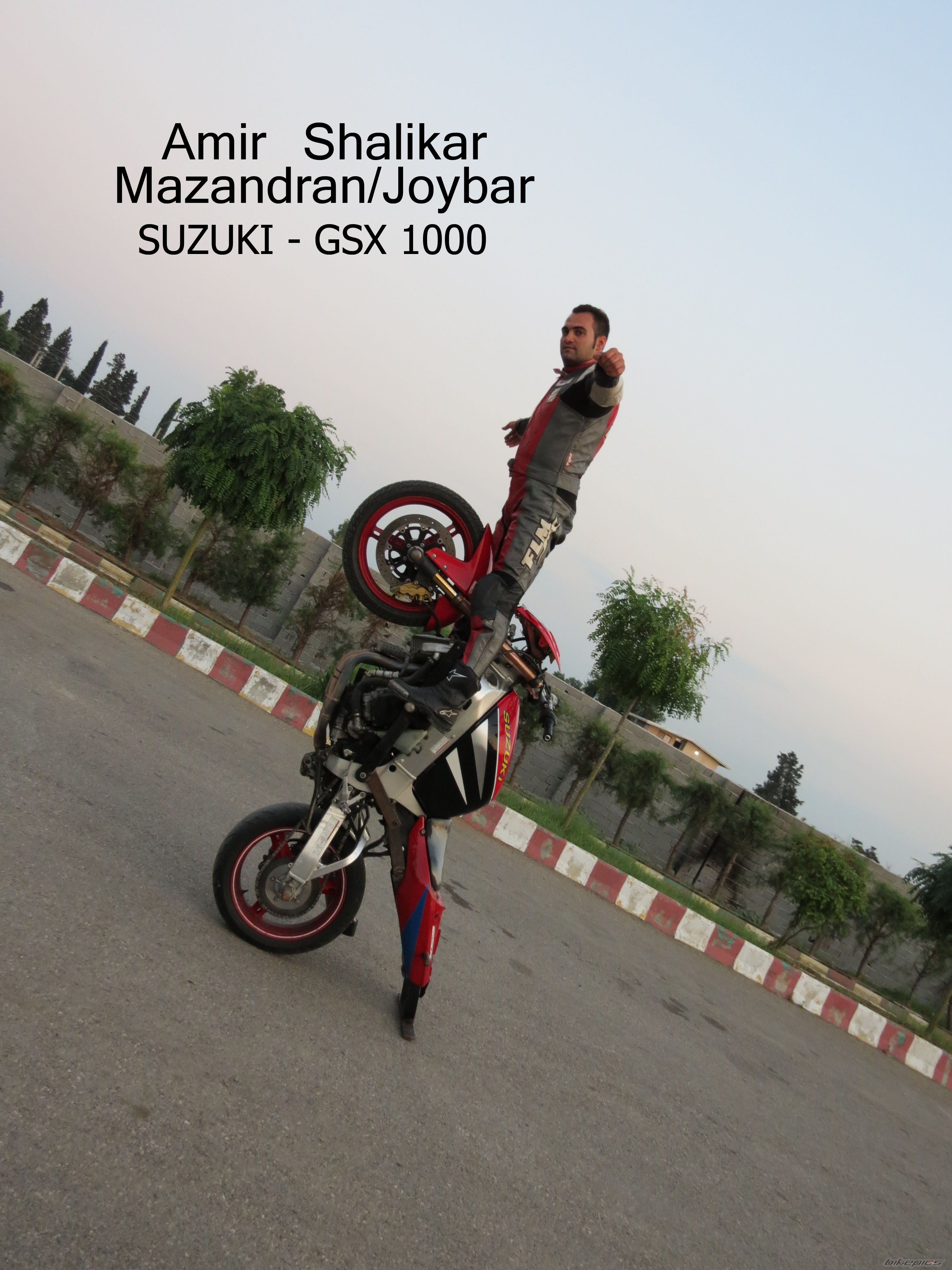 Photo 2437165