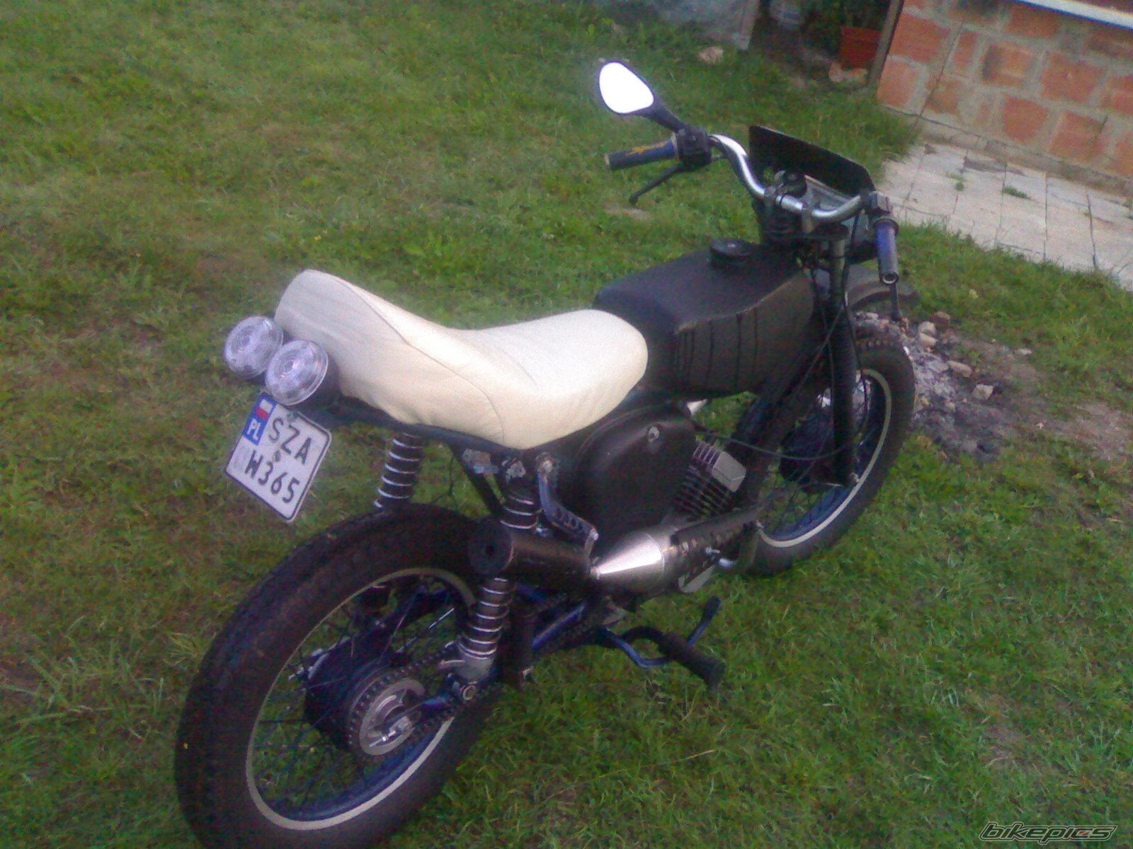 Photo 2437172